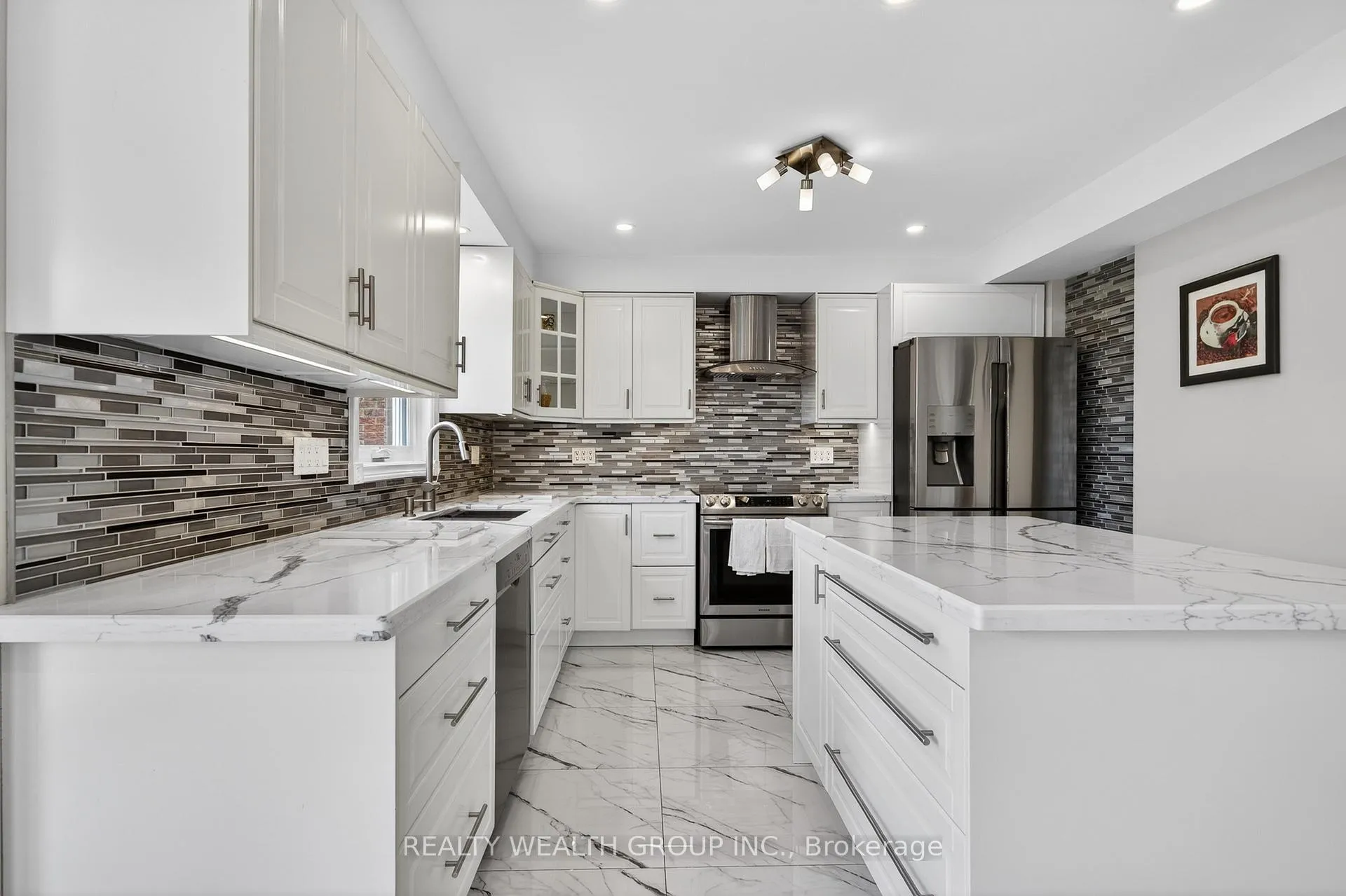 Photo 13 of 42 Cherhill Drive, Vaughan, Maple — HOMEH