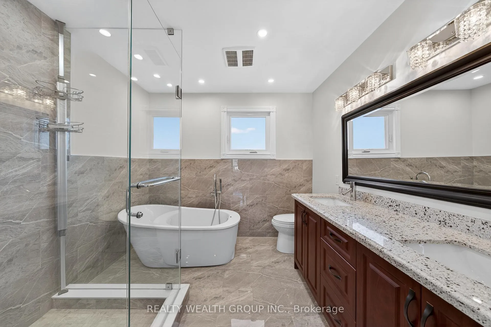 Photo 21 of 42 Cherhill Drive, Vaughan, Maple — HOMEH