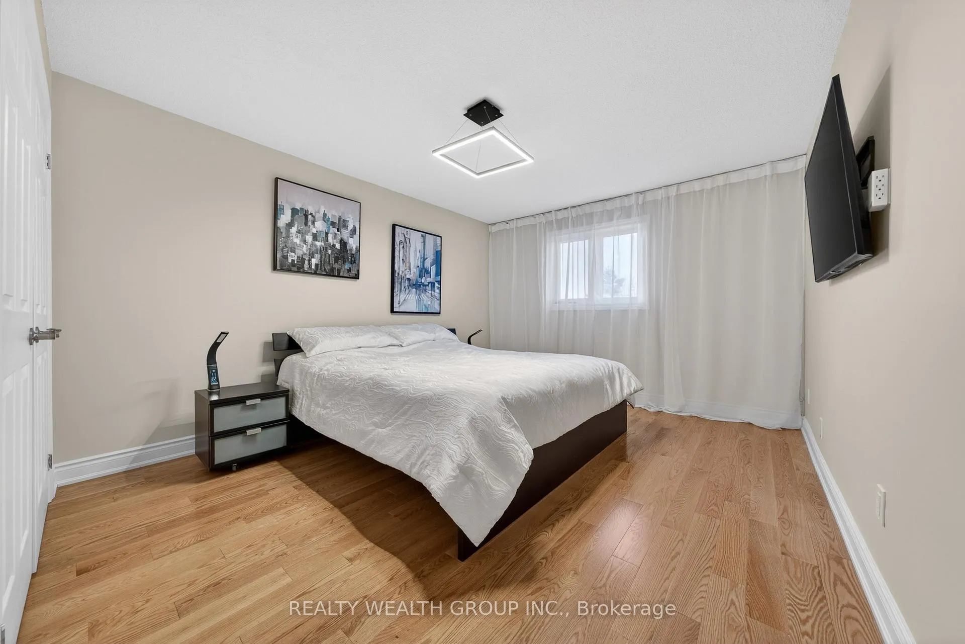 Photo 24 of 42 Cherhill Drive, Vaughan, Maple — HOMEH