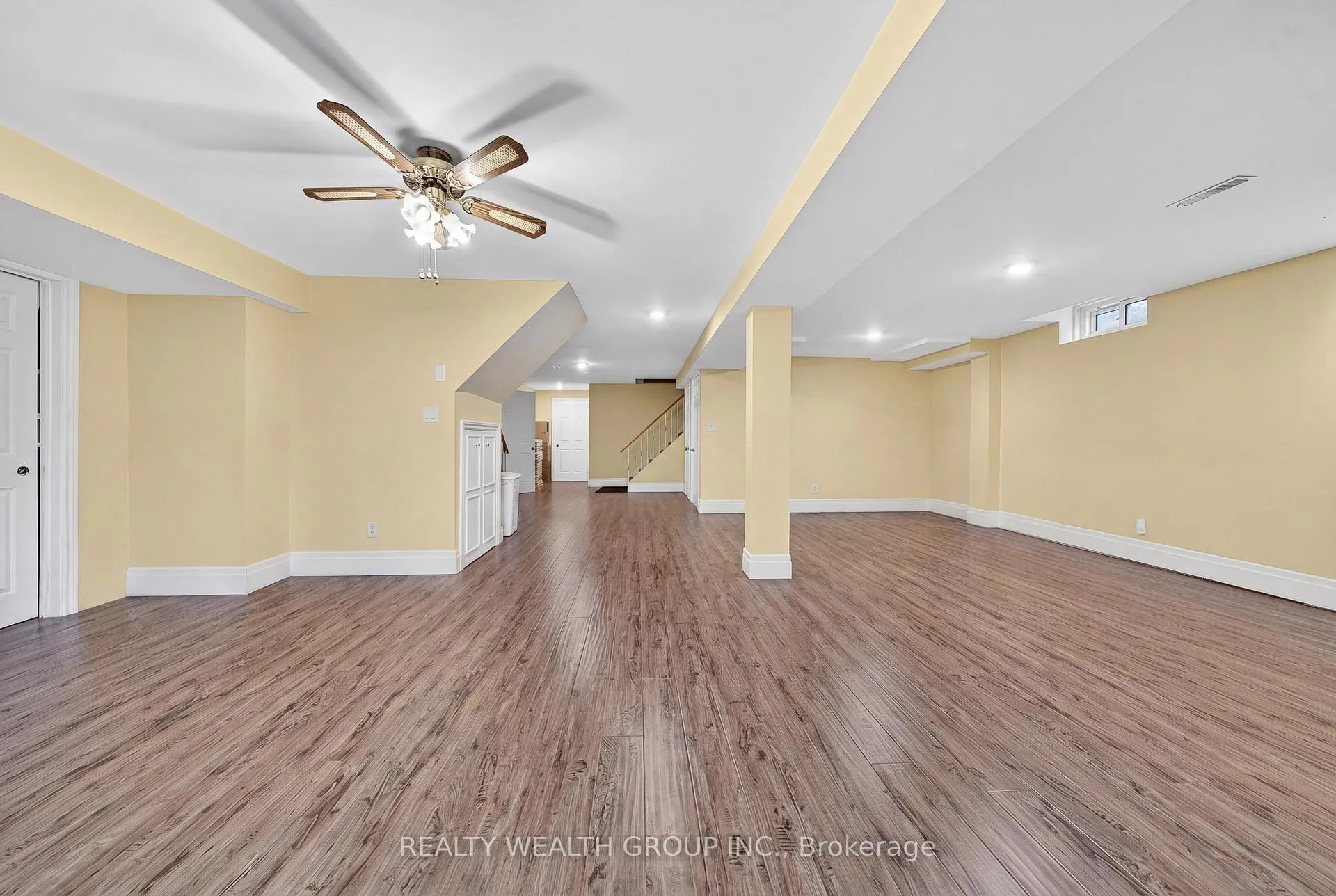 Photo 30 of 42 Cherhill Drive, Vaughan, Maple — HOMEH