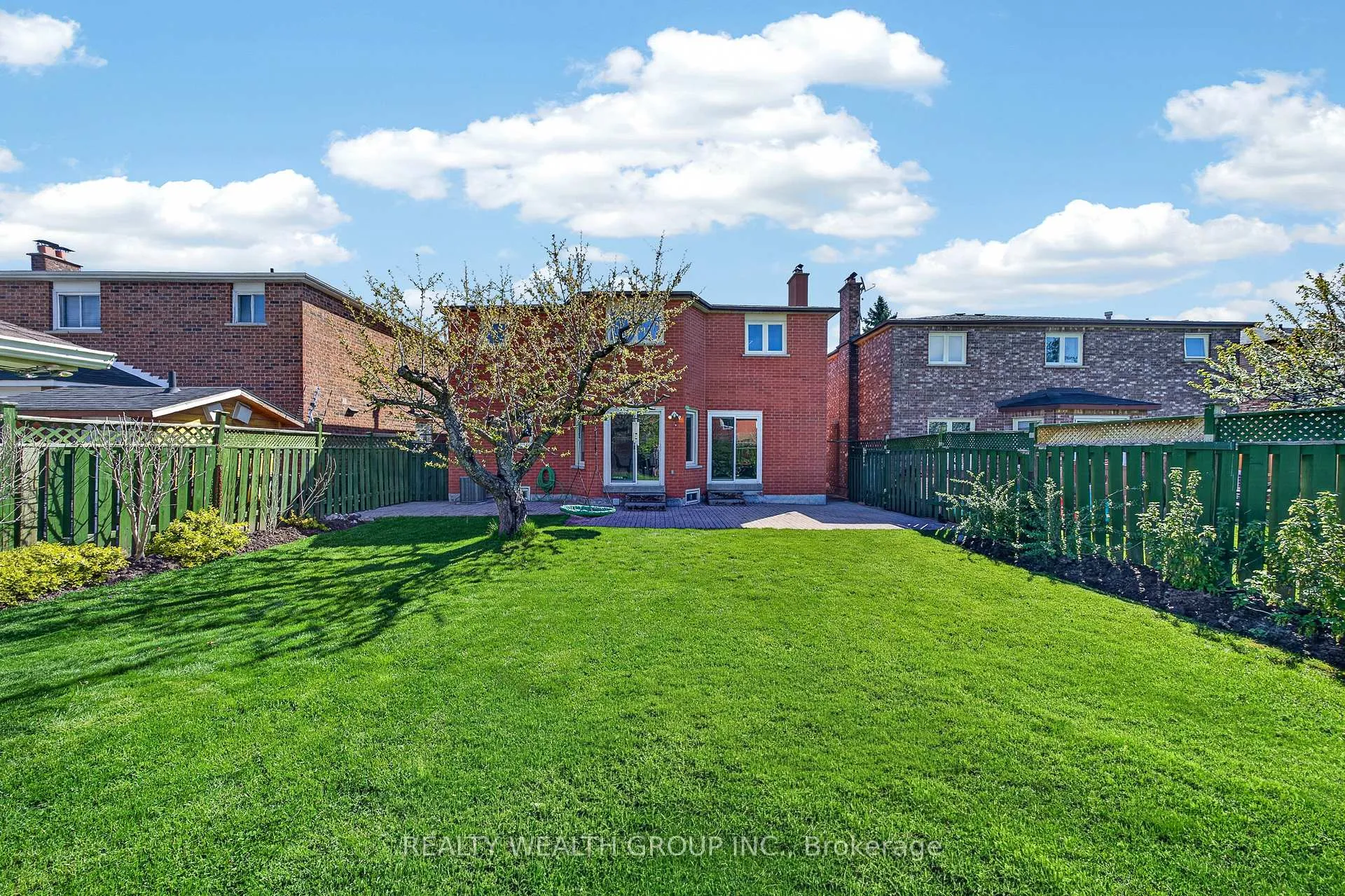 Photo 35 of 42 Cherhill Drive, Vaughan, Maple — HOMEH