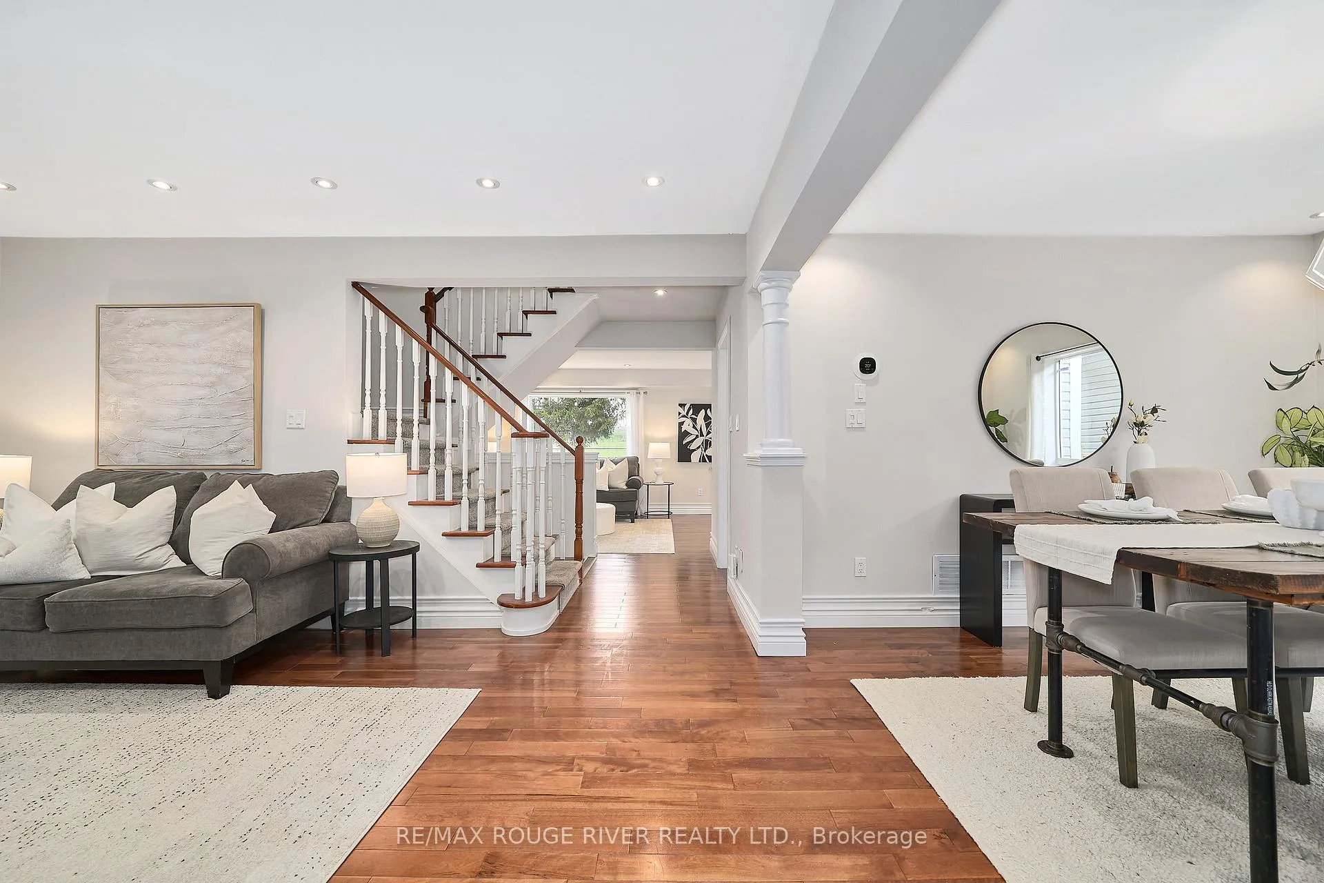 Photo 5 of 52 Rickaby Street, Clarington, Bowmanville — HOMEH