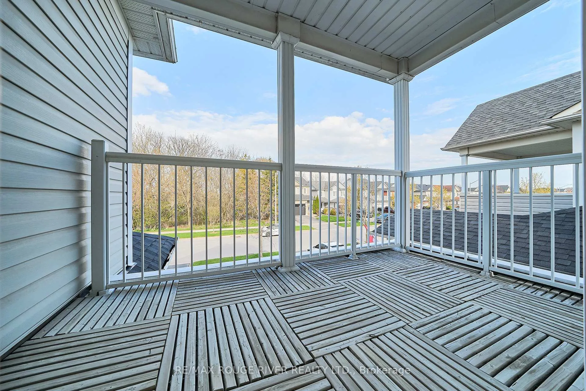 Photo 28 of 52 Rickaby Street, Clarington, Bowmanville — HOMEH