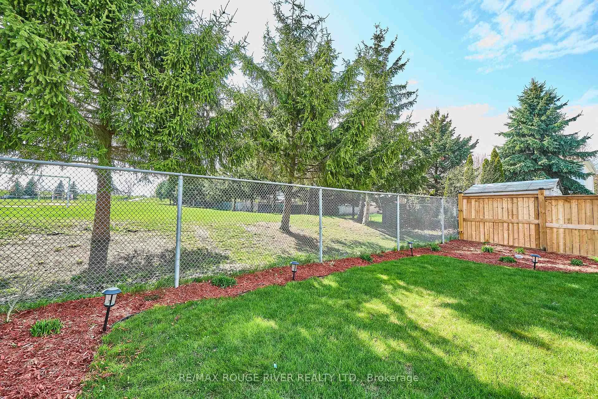 Photo 41 of 52 Rickaby Street, Clarington, Bowmanville — HOMEH