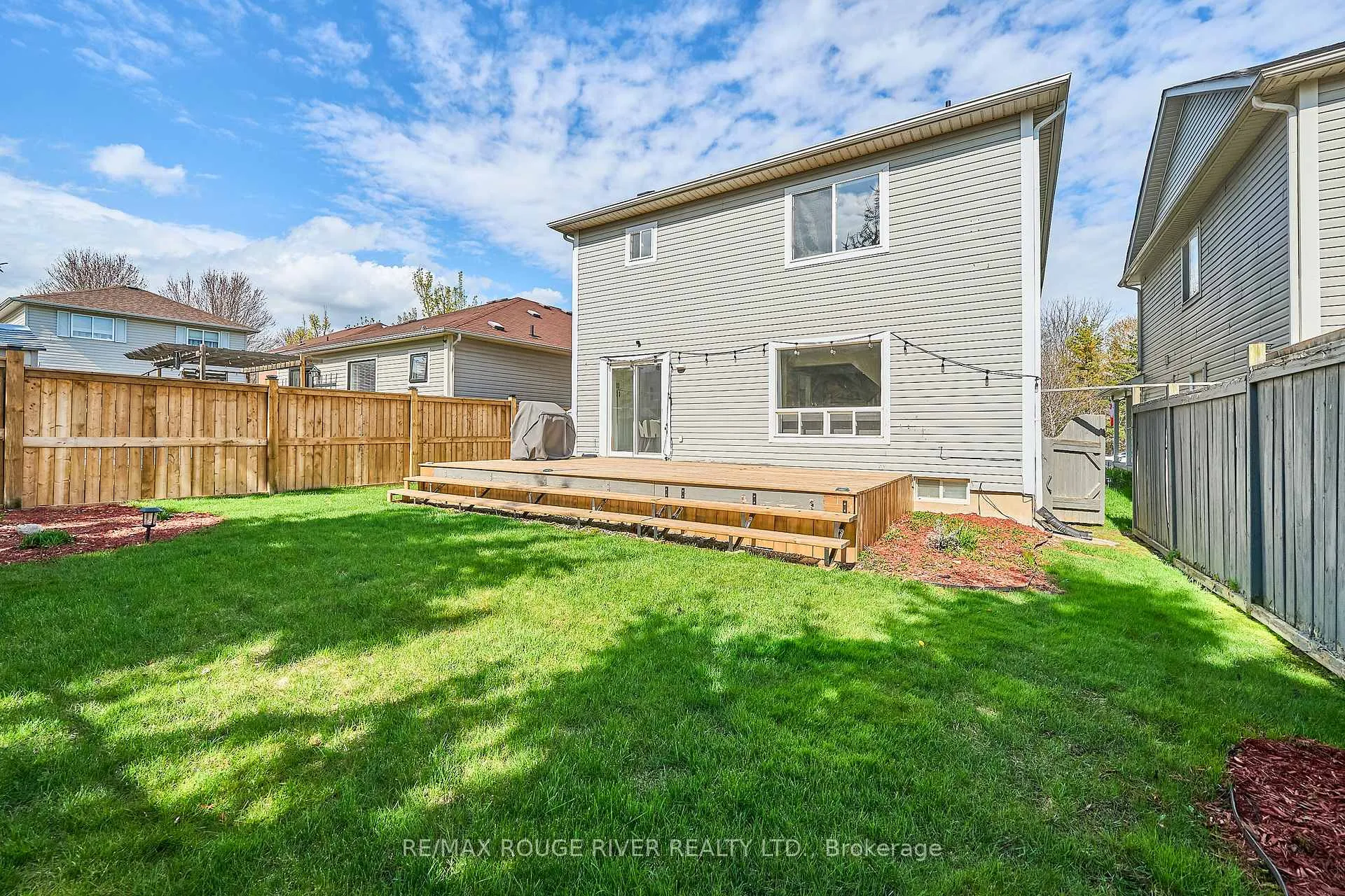 Photo 42 of 52 Rickaby Street, Clarington, Bowmanville — HOMEH