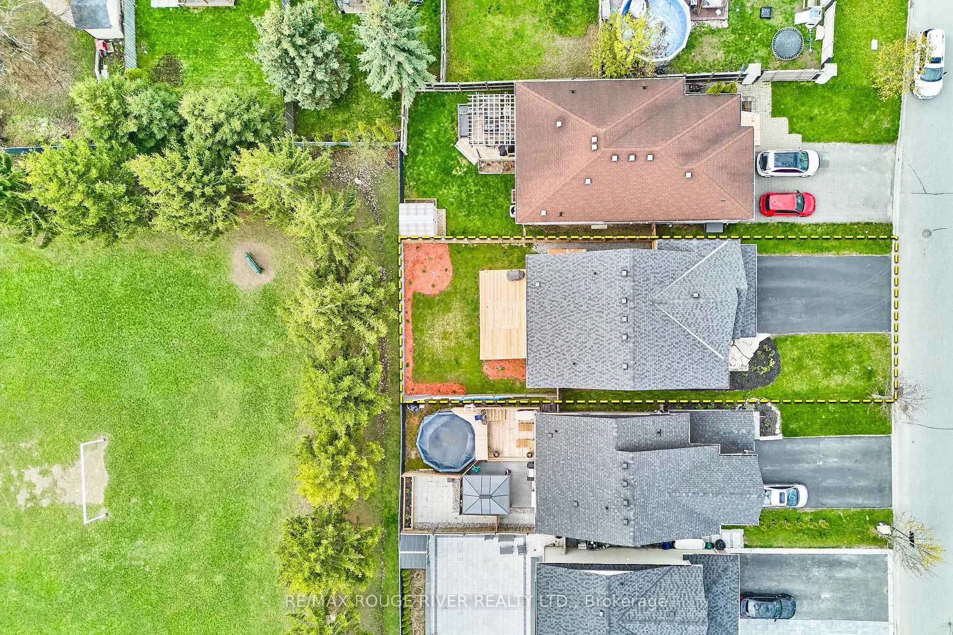 Photo 44 of 52 Rickaby Street, Clarington, Bowmanville — HOMEH