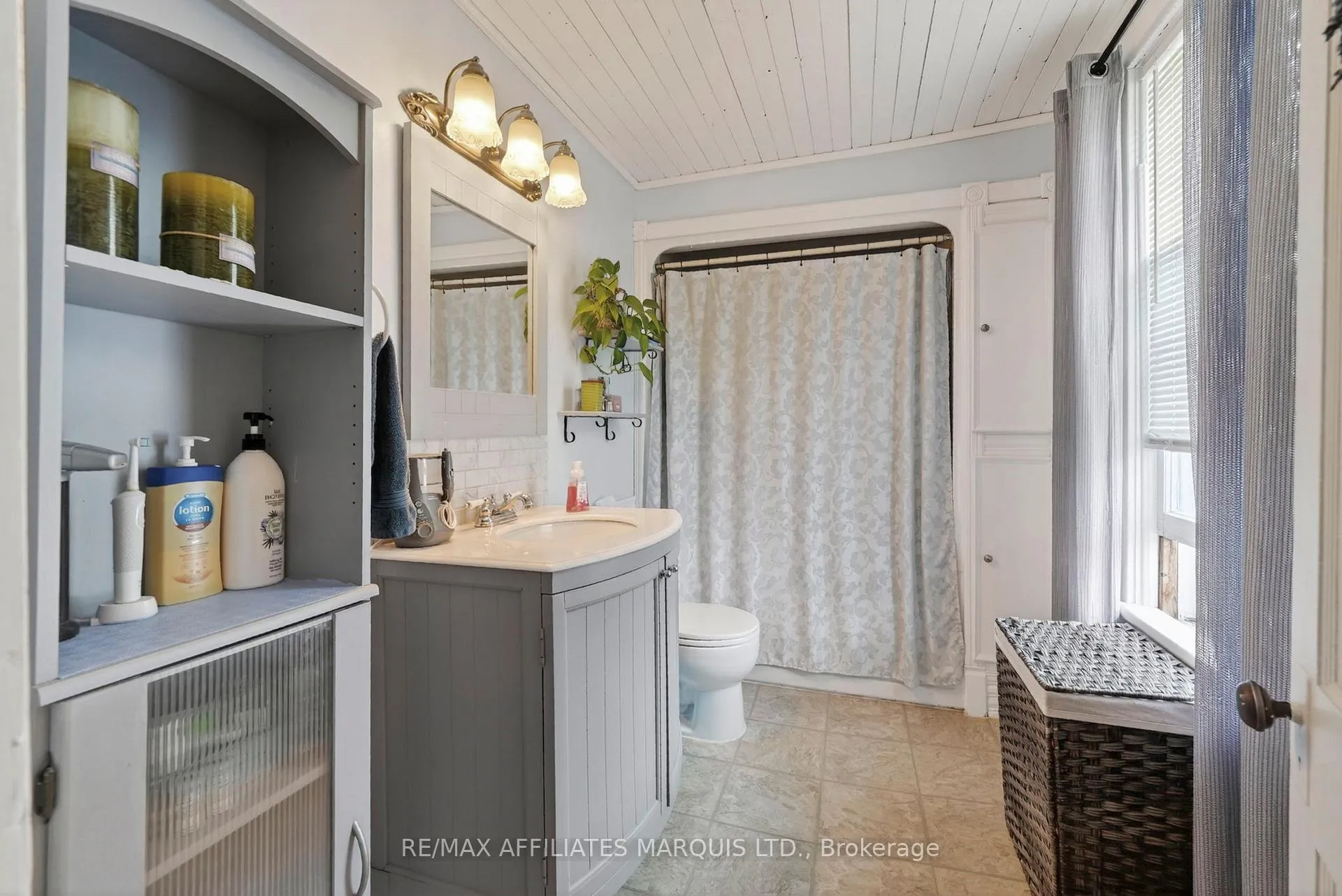 Photo 20 of 335 Fifth Street E, Cornwall — HOMEH