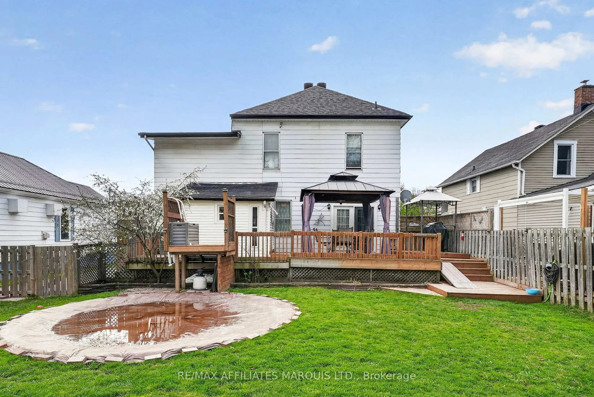 Photo 30 of 335 Fifth Street E, Cornwall — HOMEH