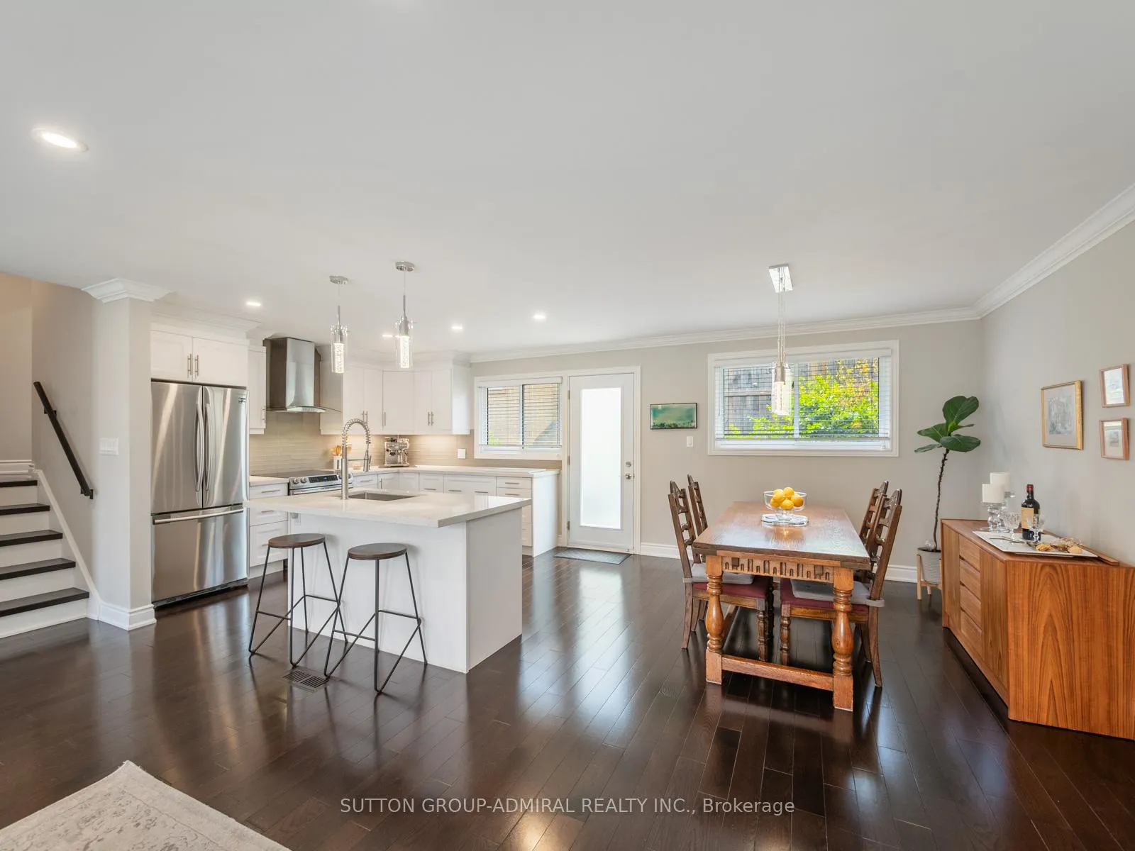 Photo 7 of 196 Dale Street, Caledon, Bolton North — HOMEH