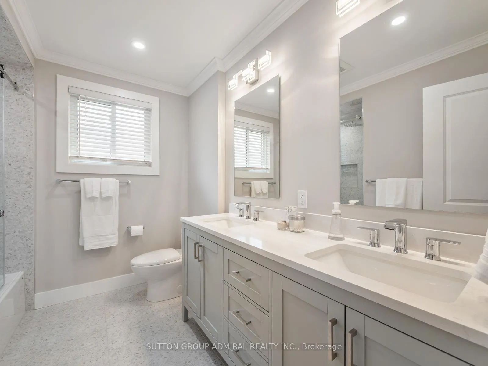 Photo 15 of 196 Dale Street, Caledon, Bolton North — HOMEH
