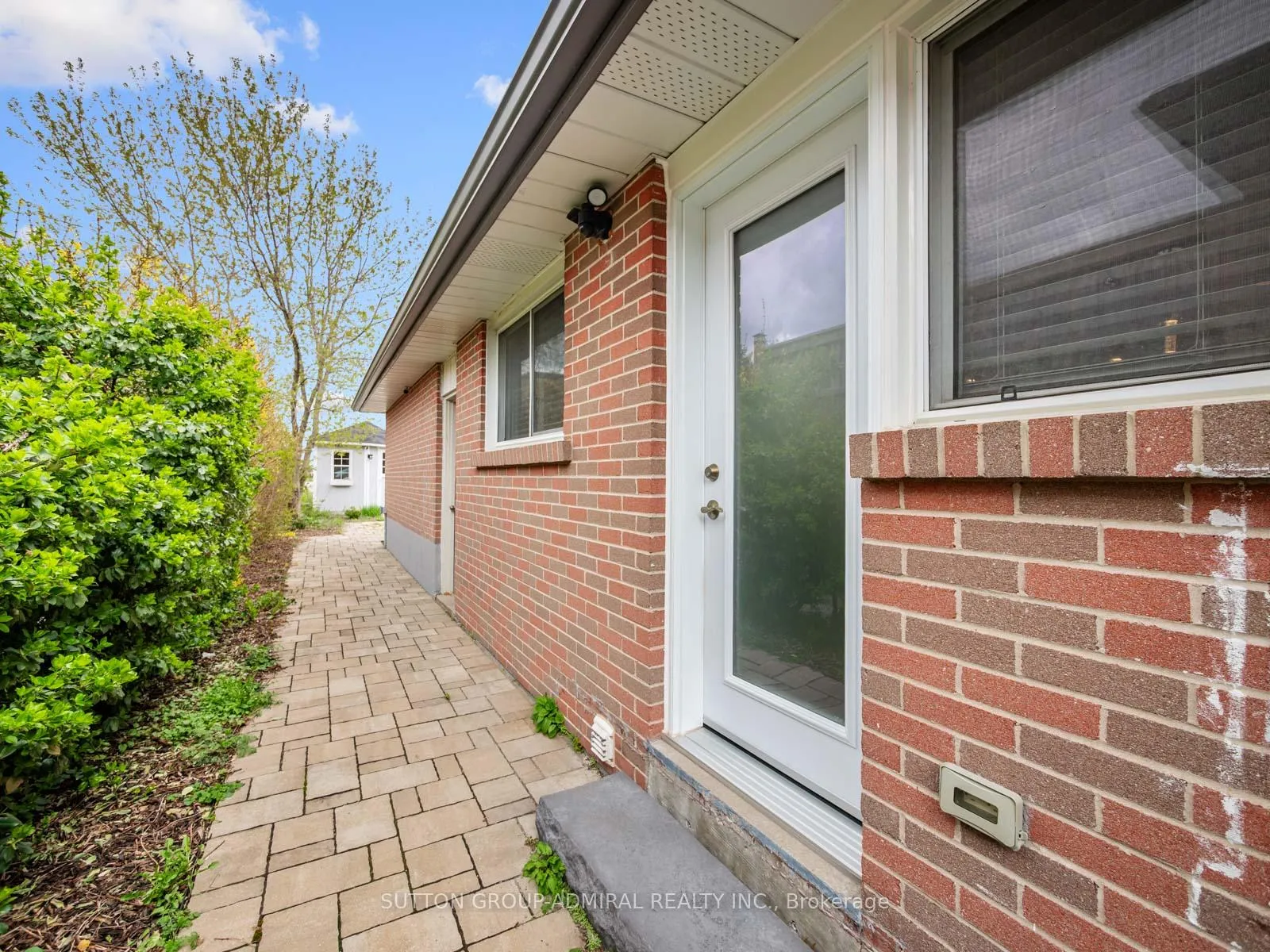Photo 25 of 196 Dale Street, Caledon, Bolton North — HOMEH