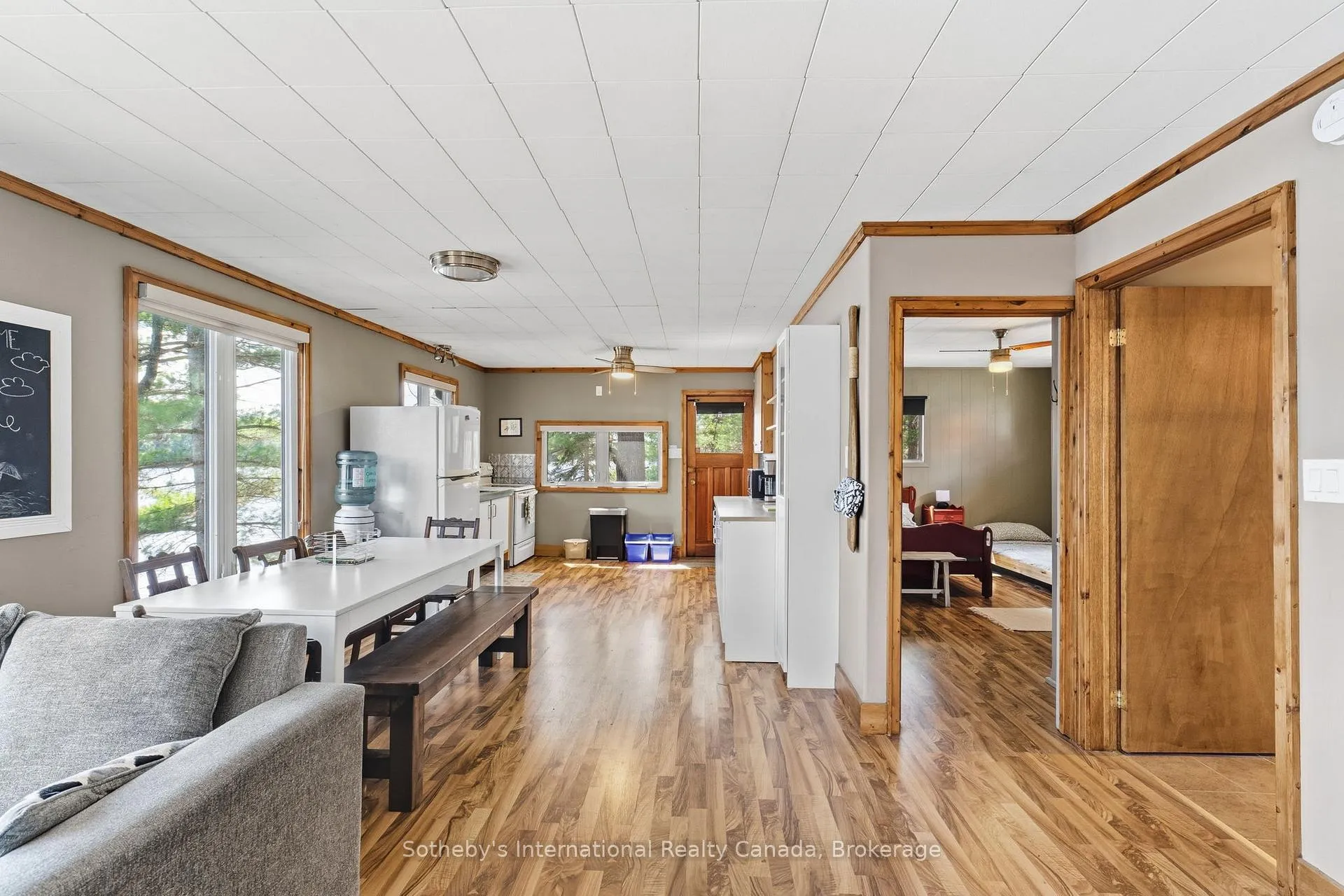 Photo 10 of Unit 1, 1049 Bell Road, Gravenhurst, Ryde — HOMEH