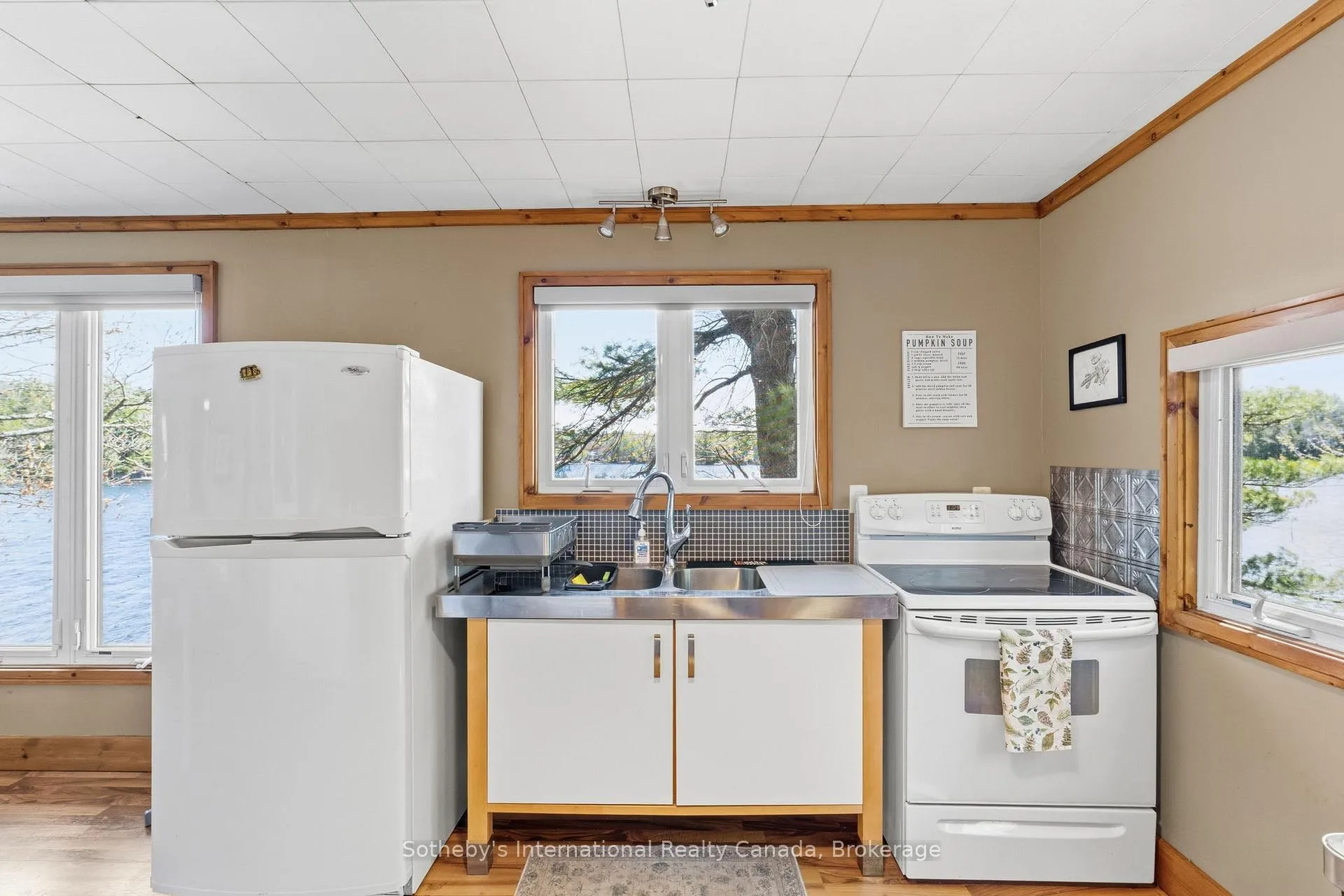 Photo 14 of Unit 1, 1049 Bell Road, Gravenhurst, Ryde — HOMEH