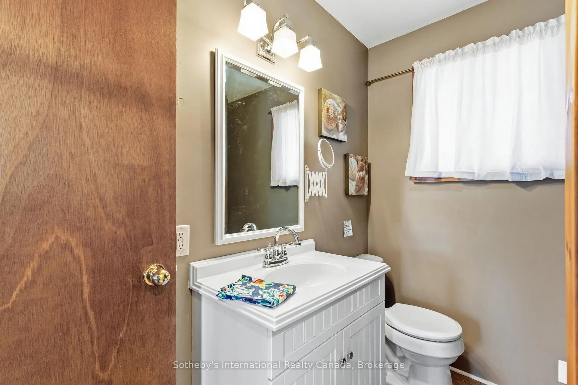 Photo 18 of Unit 1, 1049 Bell Road, Gravenhurst, Ryde — HOMEH