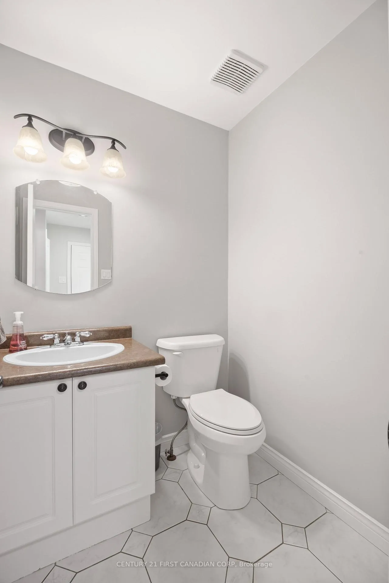 Photo 22 of 114 Brookfield Street, Middlesex Centre, Denfield — HOMEH
