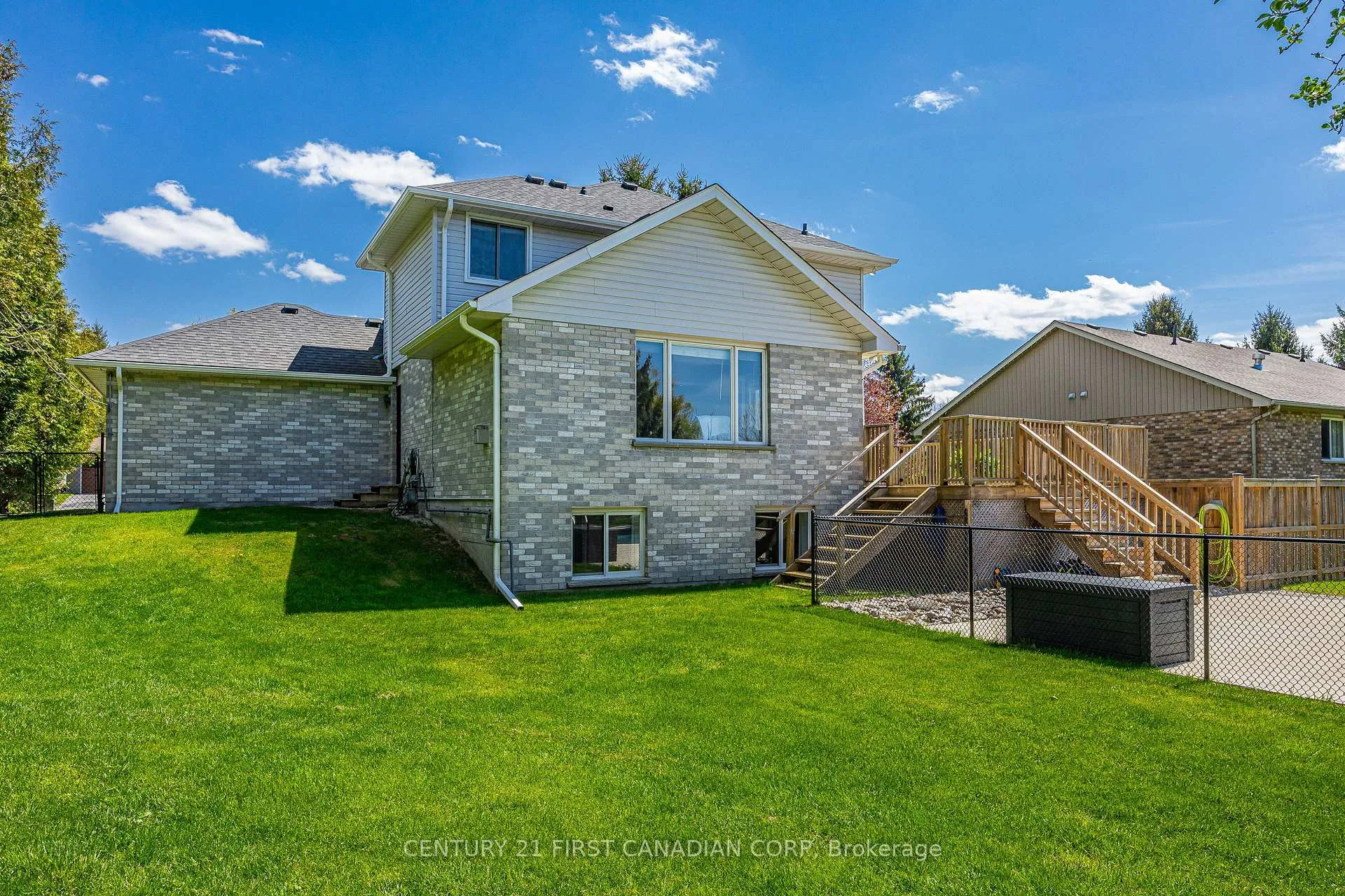 Photo 37 of 114 Brookfield Street, Middlesex Centre, Denfield — HOMEH