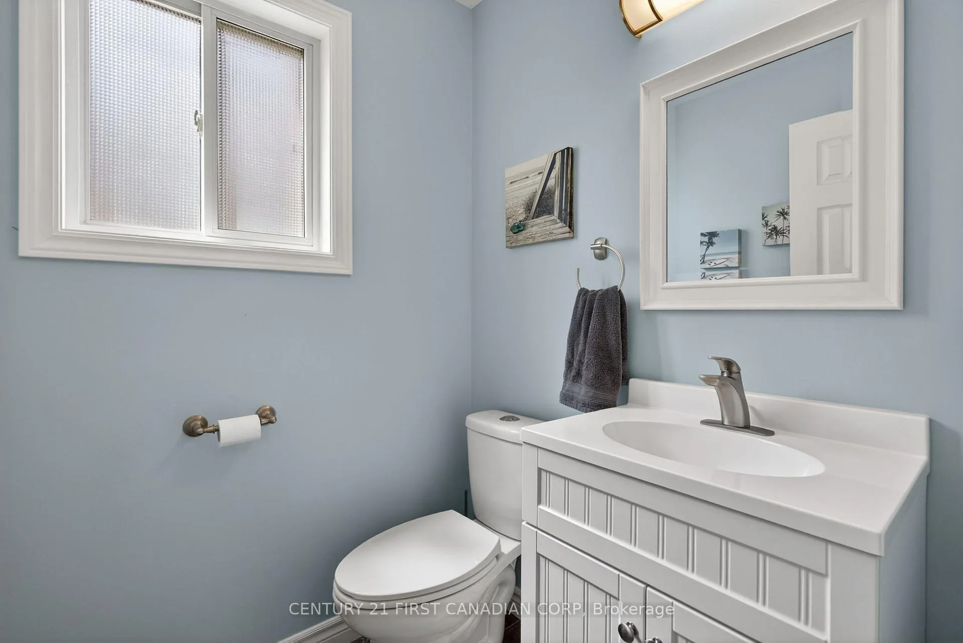 Photo 5 of 285 Thorne Drive, Strathroy-Caradoc, NE — HOMEH