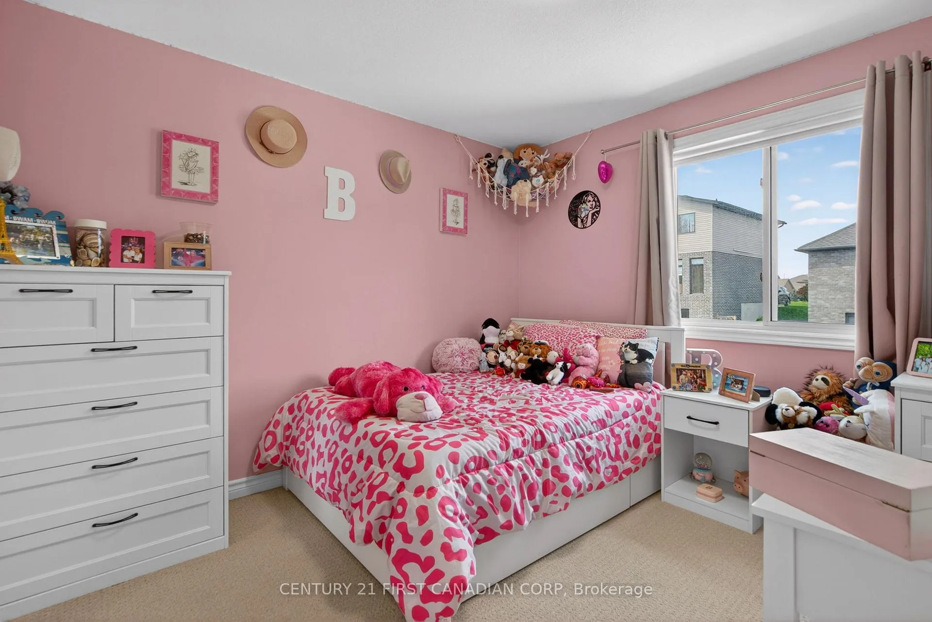 Photo 16 of 285 Thorne Drive, Strathroy-Caradoc, NE — HOMEH