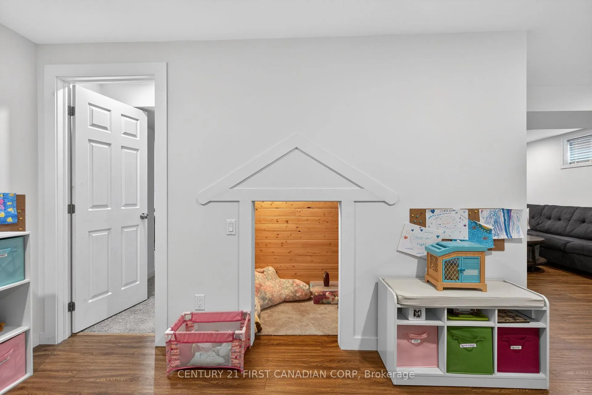 Photo 28 of 285 Thorne Drive, Strathroy-Caradoc, NE — HOMEH