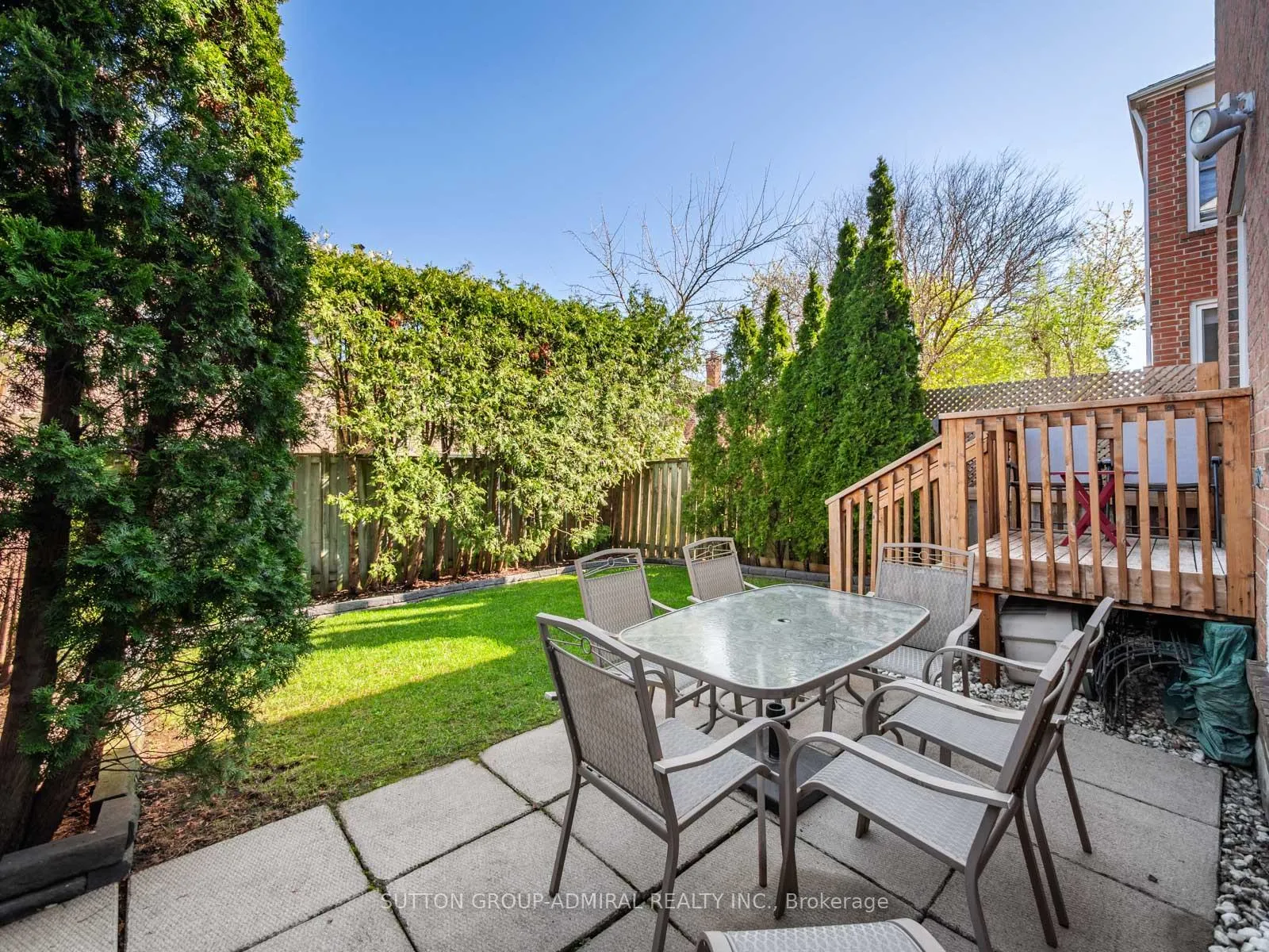 Photo 27 of 120 Glenmanor Way, Vaughan, Crestwood-Springfarm-Yorkhill — HOMEH
