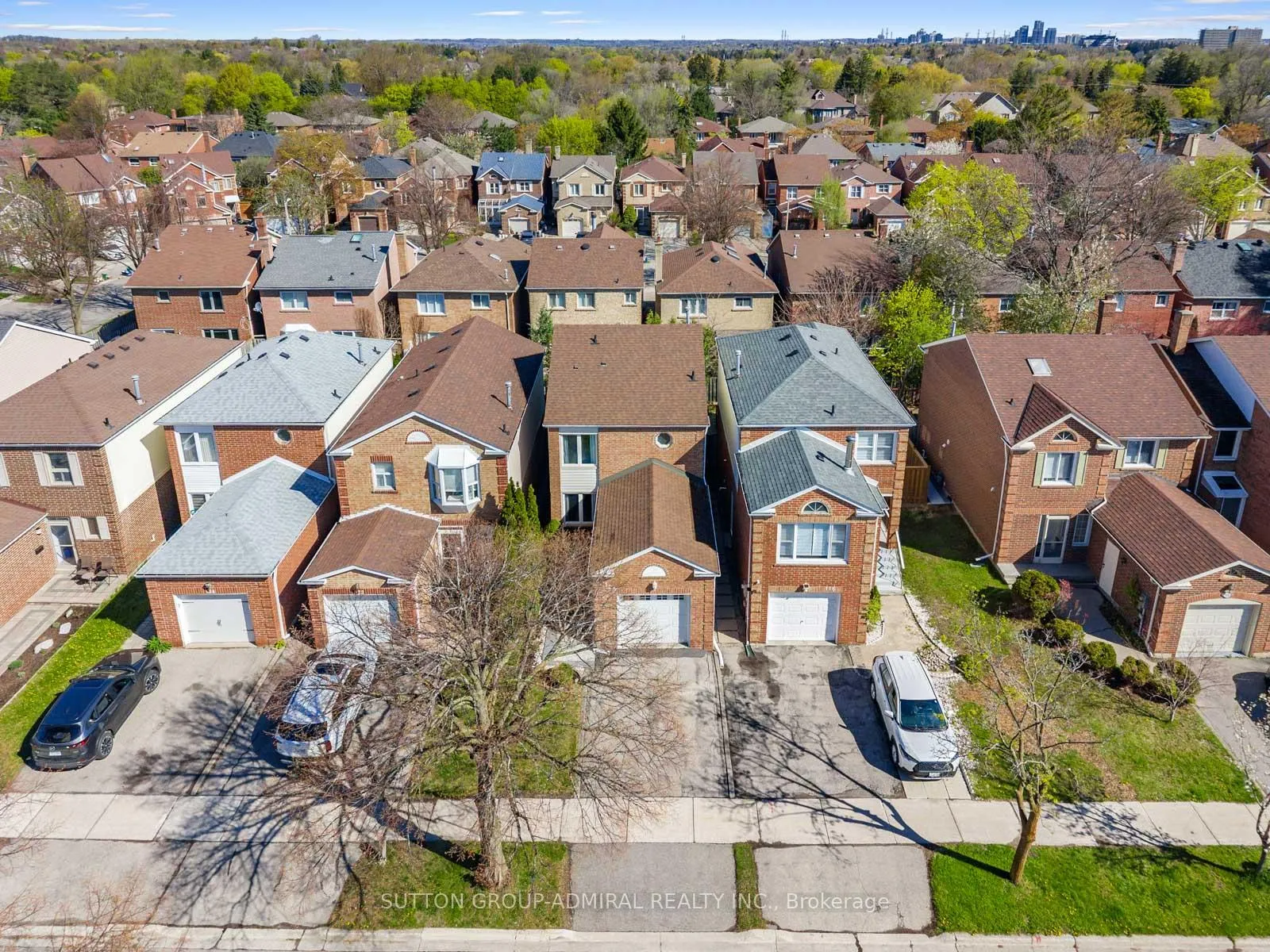 Photo 30 of 120 Glenmanor Way, Vaughan, Crestwood-Springfarm-Yorkhill — HOMEH