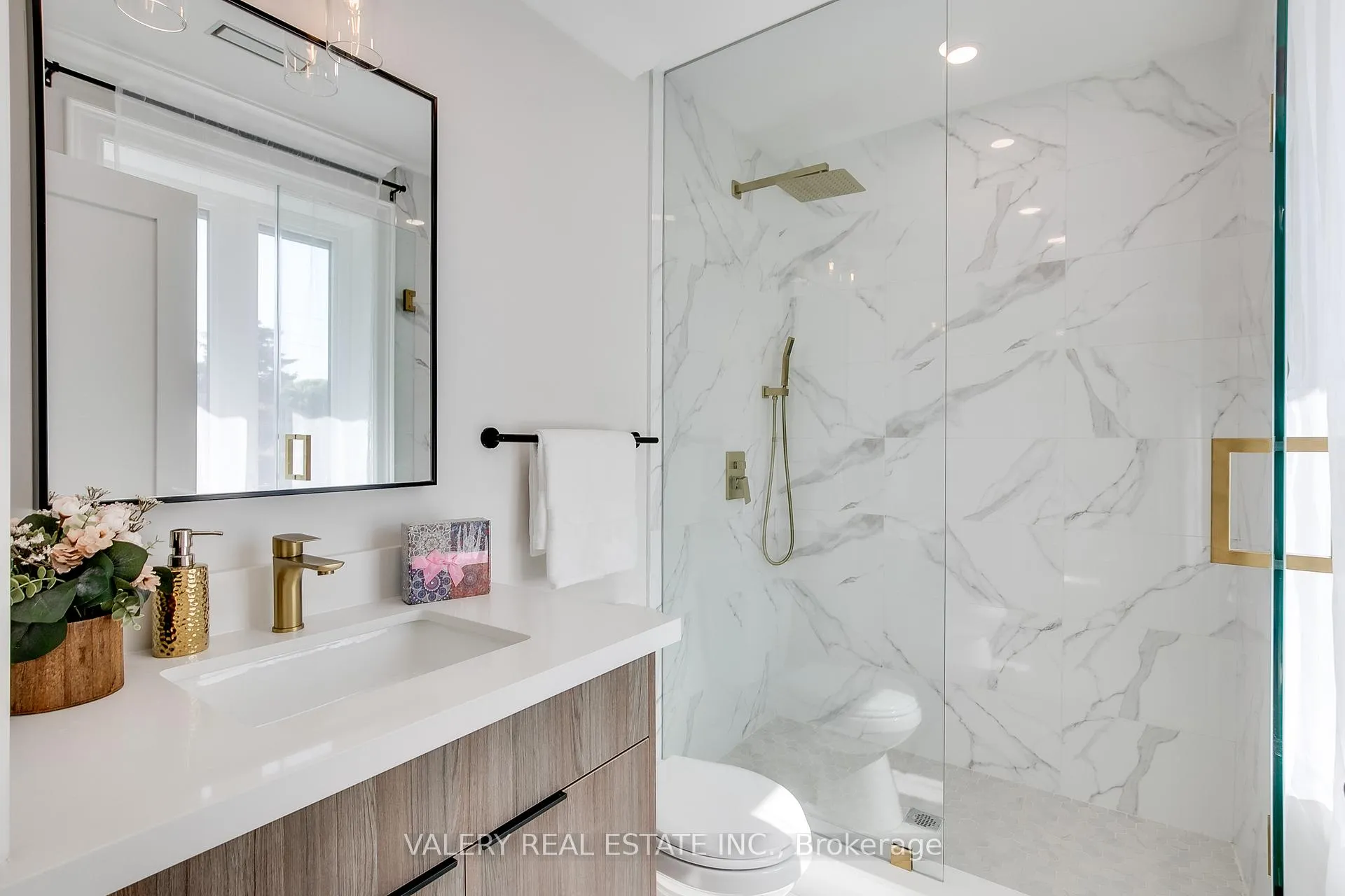 Photo 7 of Unit 1, 30 Morgan Avenue, Etobicoke, Stonegate-Queensway — HOMEH