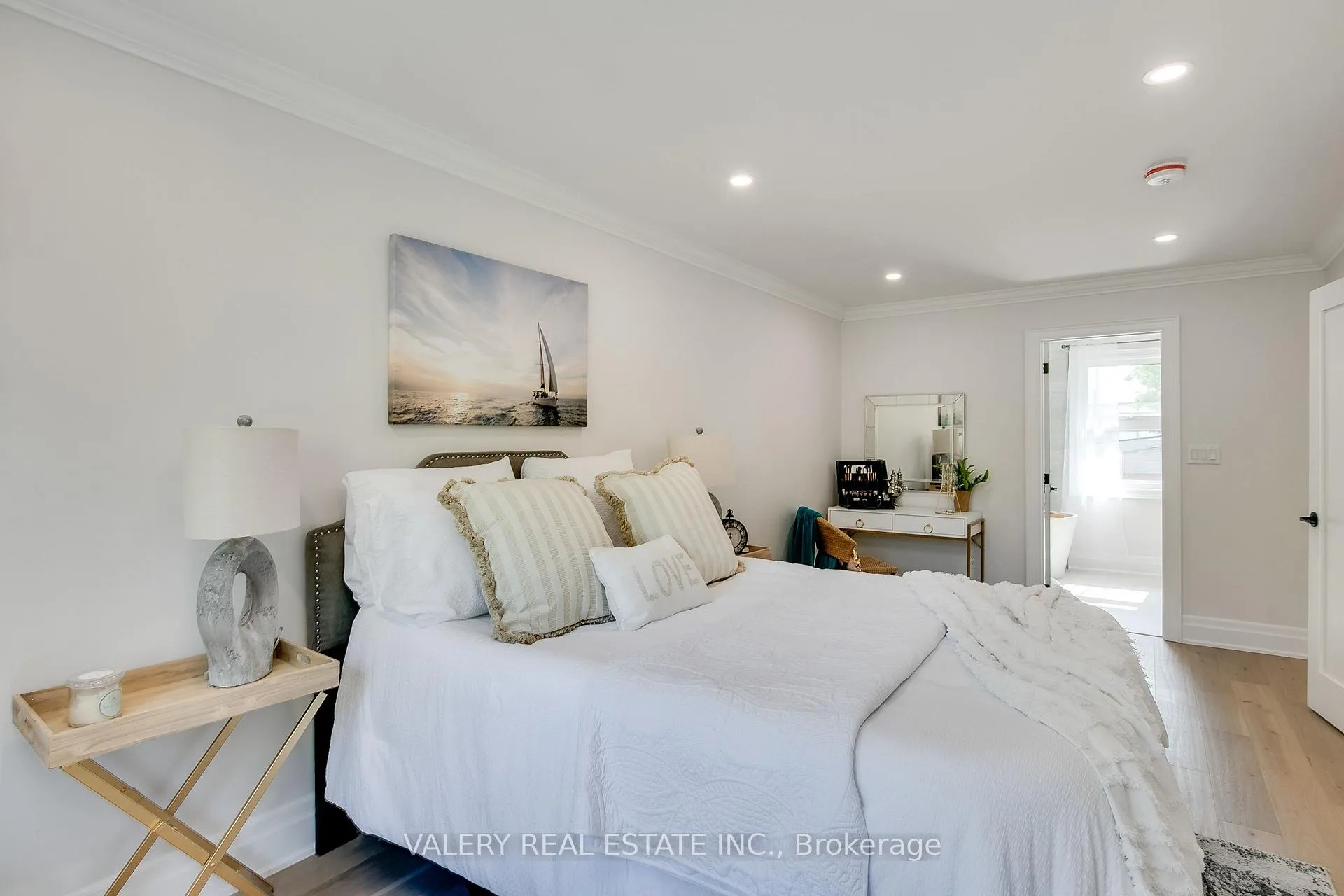 Photo 12 of Unit 1, 30 Morgan Avenue, Etobicoke, Stonegate-Queensway — HOMEH