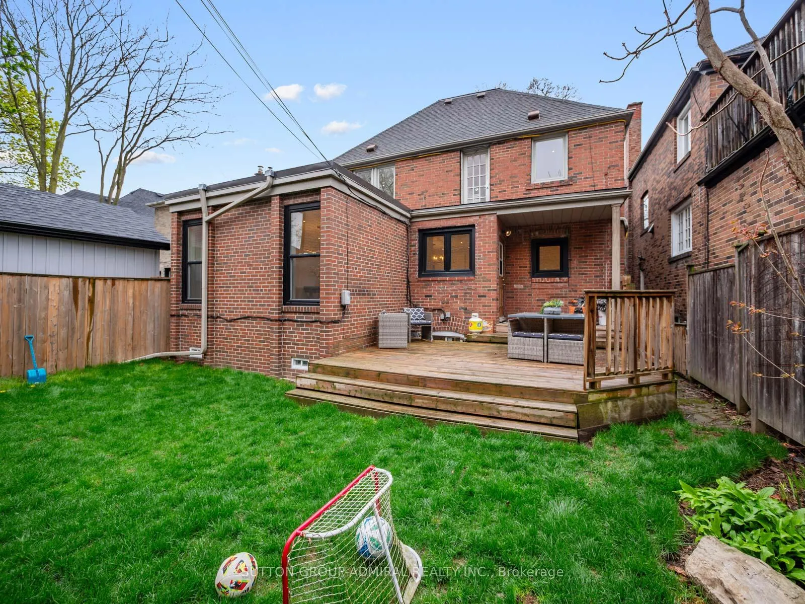 Photo 34 of 7 Glenarden Road, Toronto, Forest Hill North — HOMEH