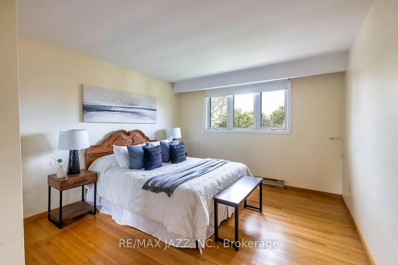 Photo 13 of 397 Fairlawn Street, Oshawa, McLaughlin — HOMEH