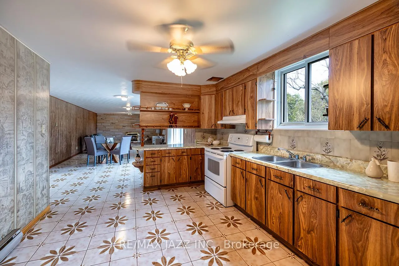 Photo 23 of 397 Fairlawn Street, Oshawa, McLaughlin — HOMEH