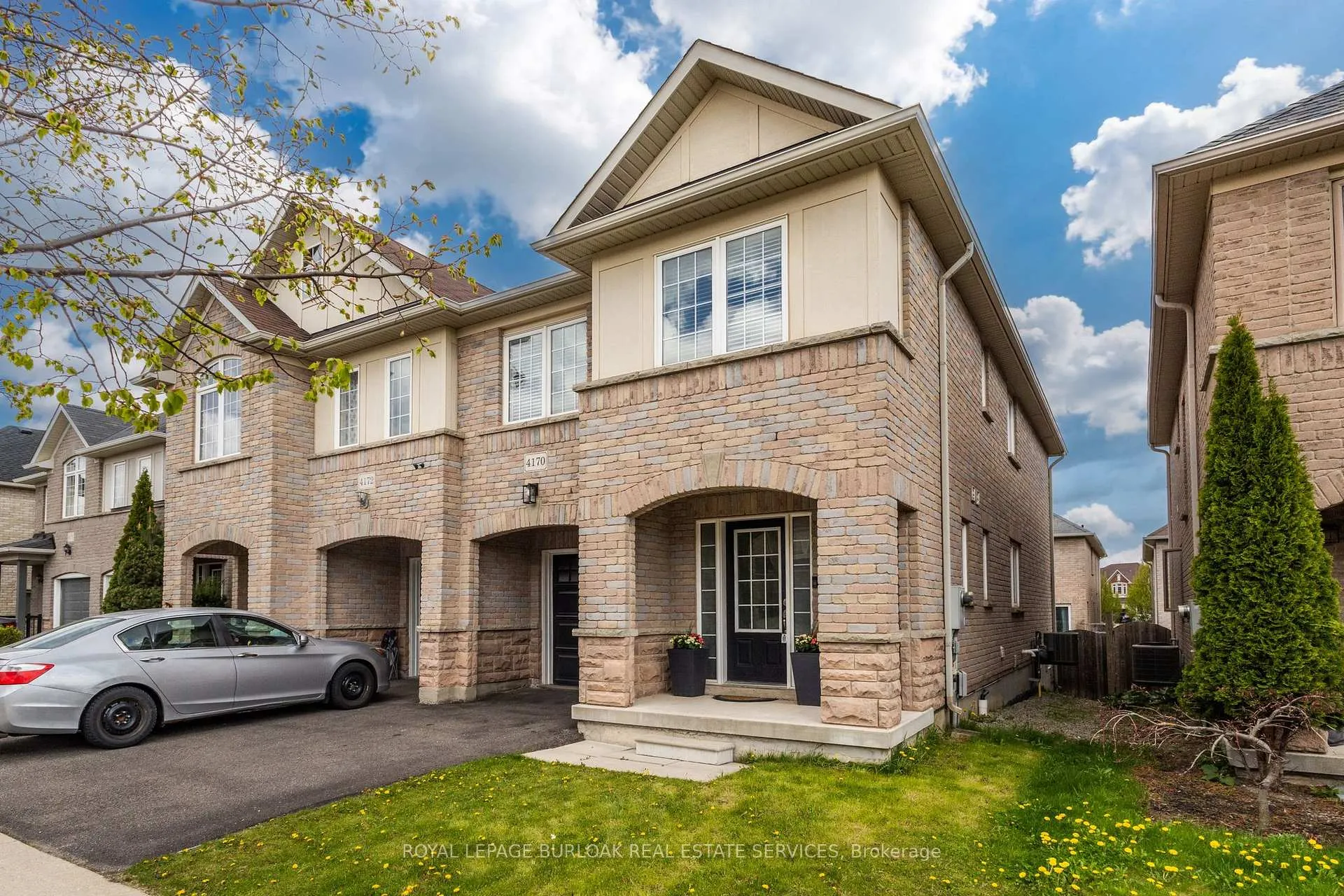 Photo 1 of 4170 Thomas Alton Boulevard, Burlington, Alton — HOMEH