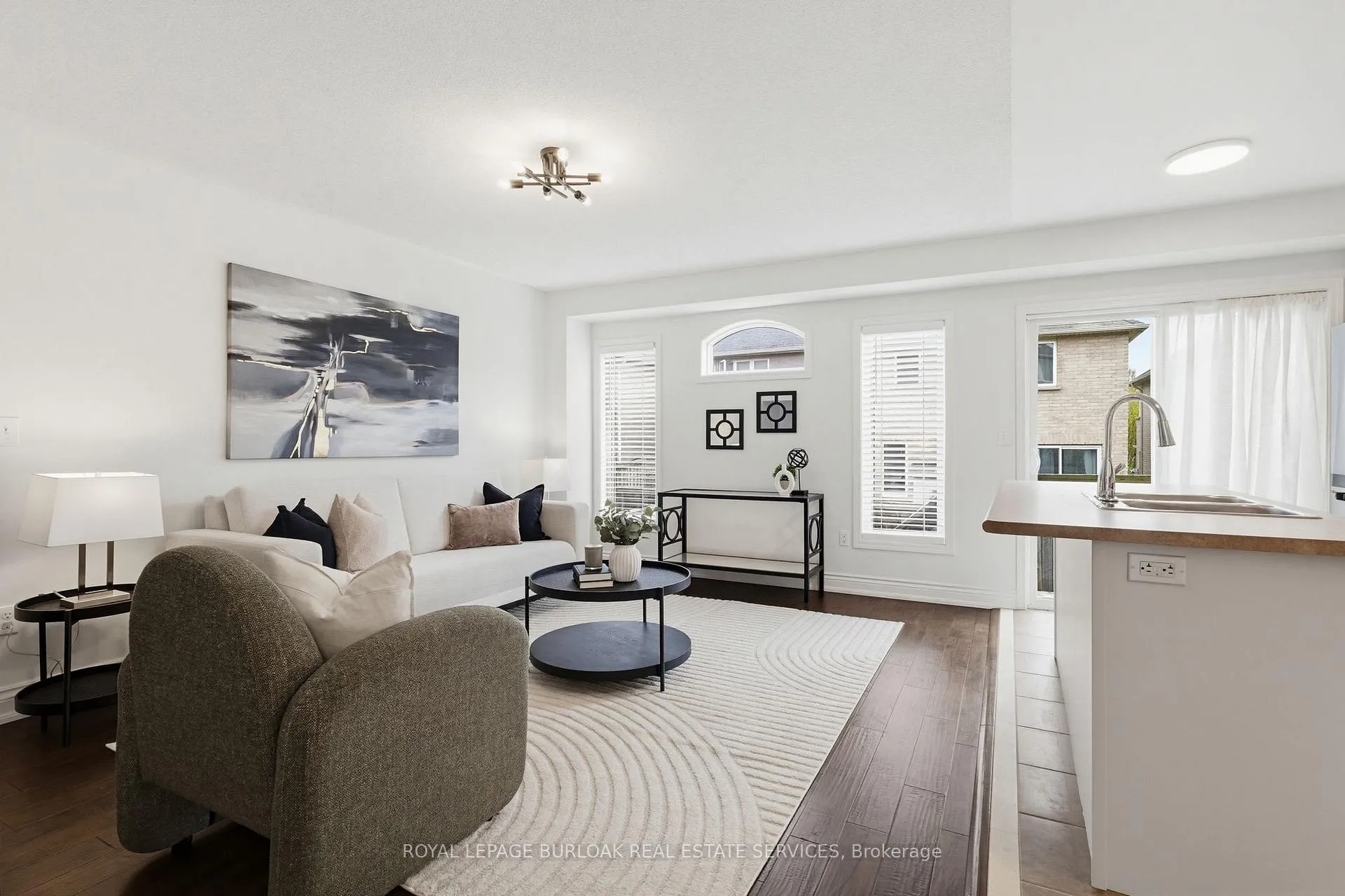 Photo 5 of 4170 Thomas Alton Boulevard, Burlington, Alton — HOMEH