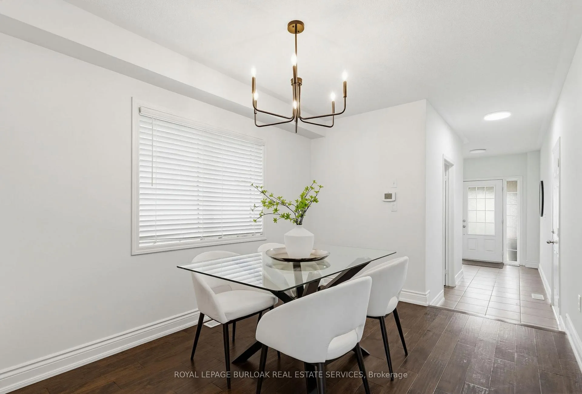 Photo 9 of 4170 Thomas Alton Boulevard, Burlington, Alton — HOMEH