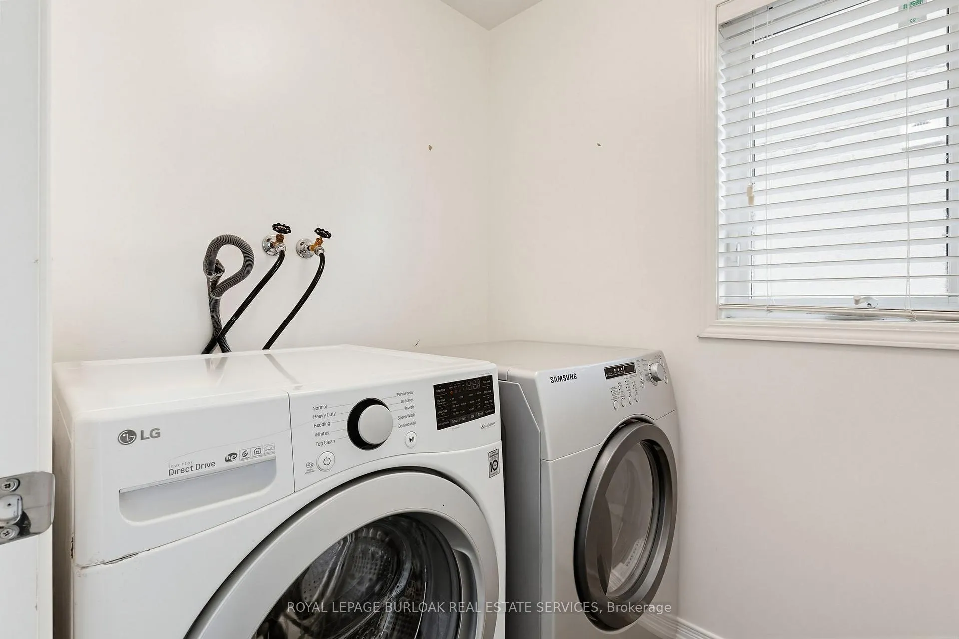 Photo 14 of 4170 Thomas Alton Boulevard, Burlington, Alton — HOMEH