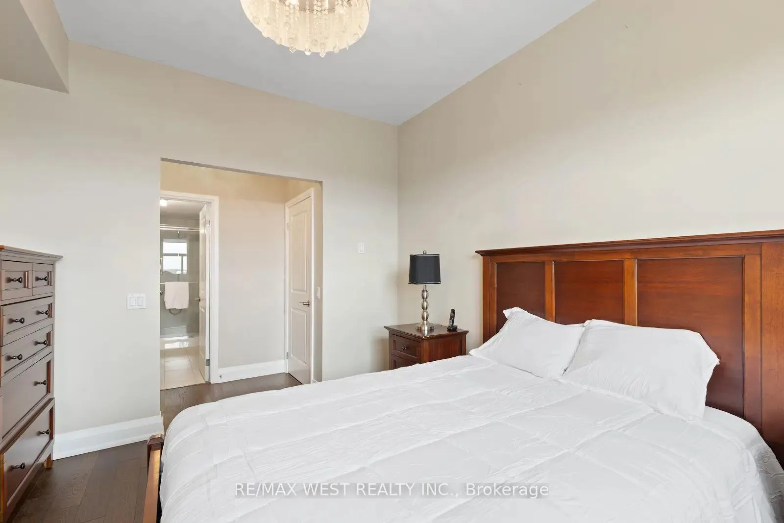 Photo 9 of Unit 511, 2506 Rutherford Road, Vaughan, Maple — HOMEH