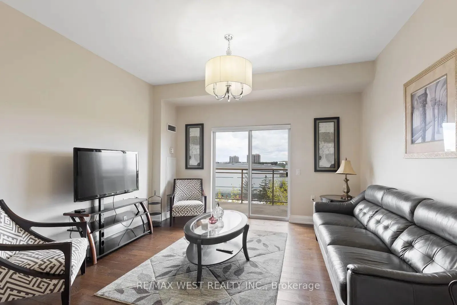 Photo 12 of Unit 511, 2506 Rutherford Road, Vaughan, Maple — HOMEH