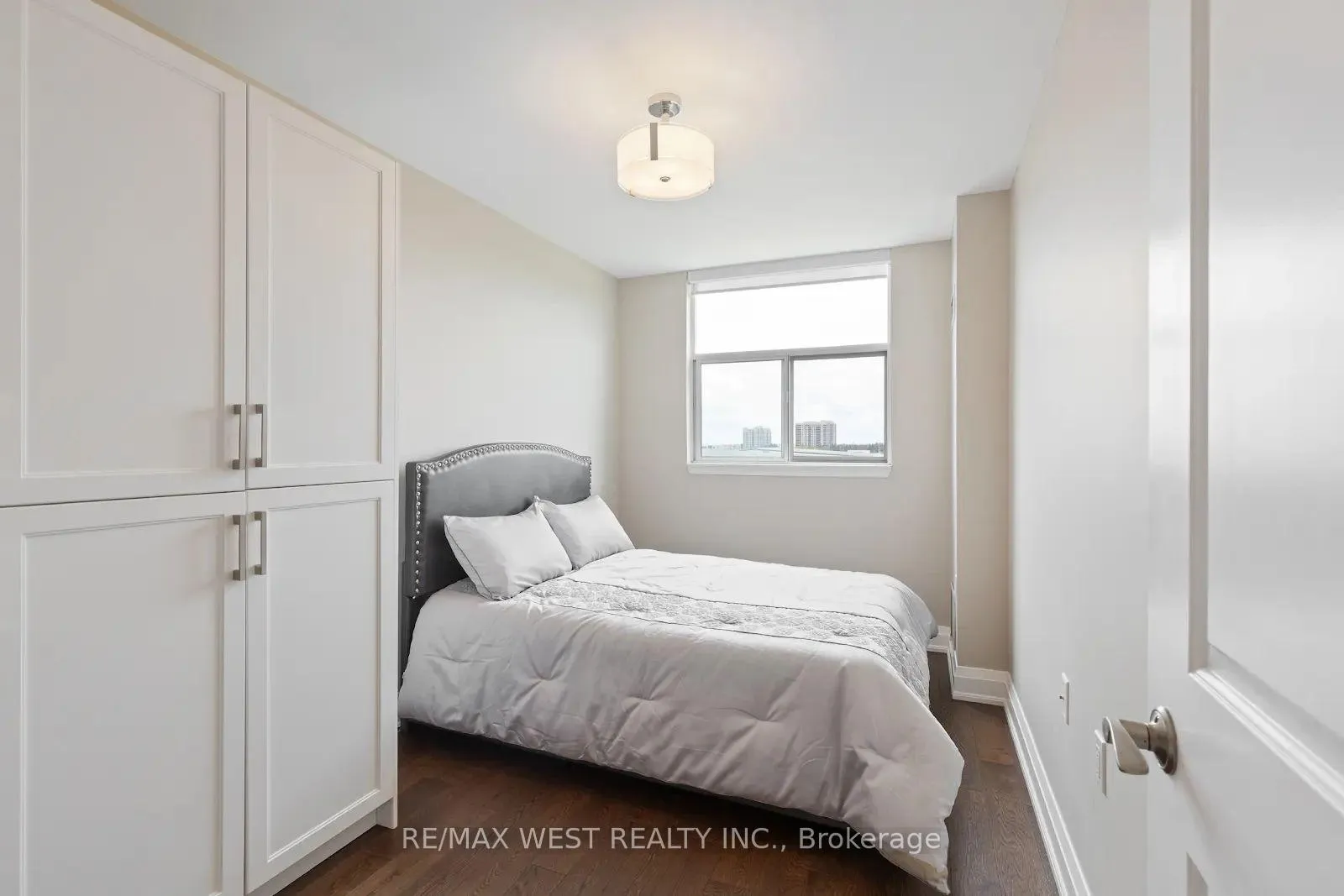Photo 14 of Unit 511, 2506 Rutherford Road, Vaughan, Maple — HOMEH