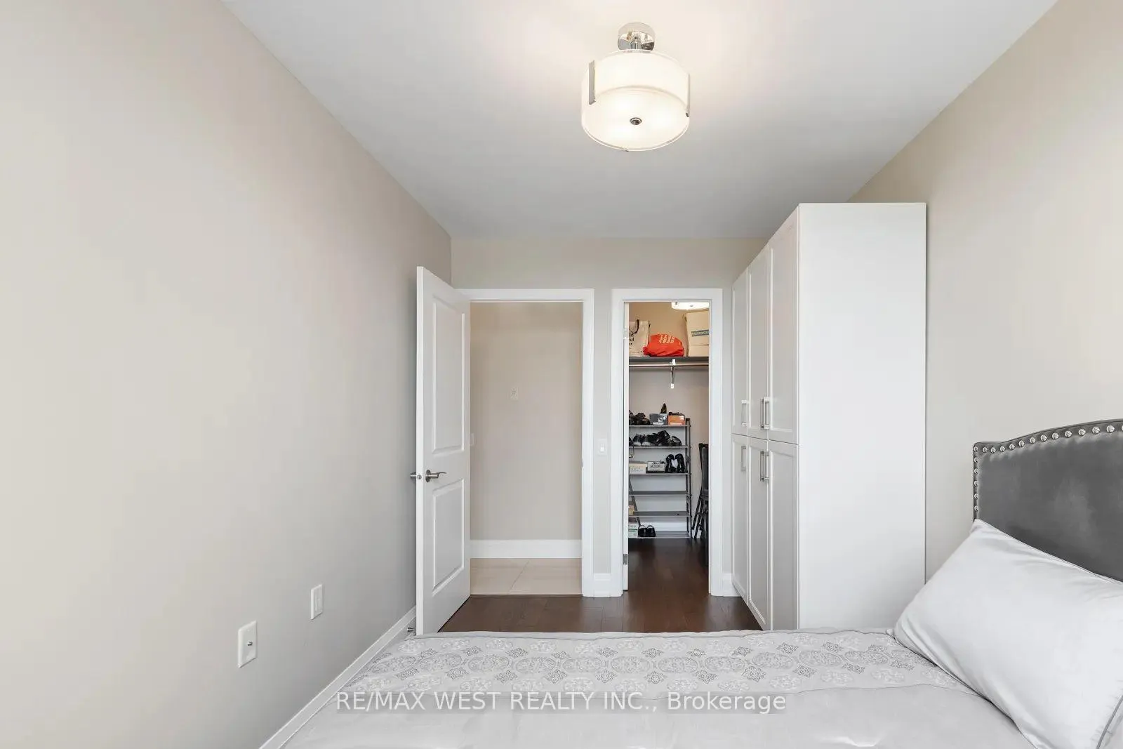 Photo 15 of Unit 511, 2506 Rutherford Road, Vaughan, Maple — HOMEH