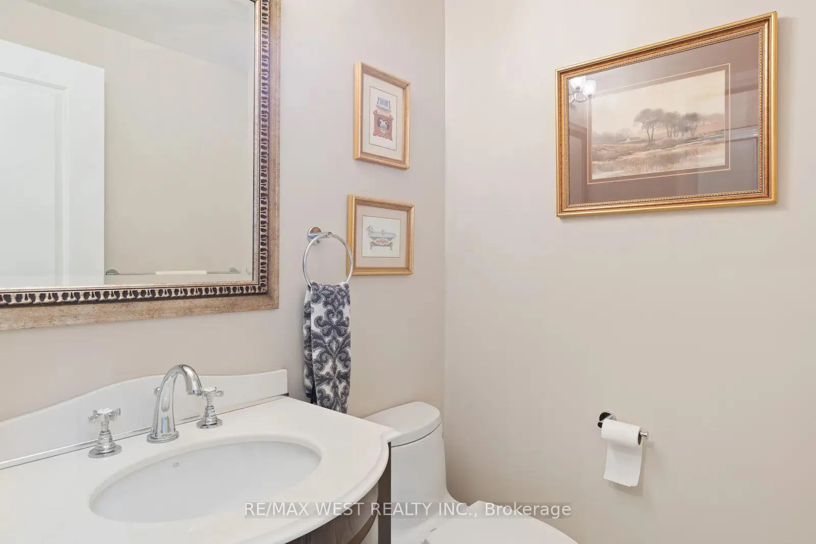 Photo 18 of Unit 511, 2506 Rutherford Road, Vaughan, Maple — HOMEH
