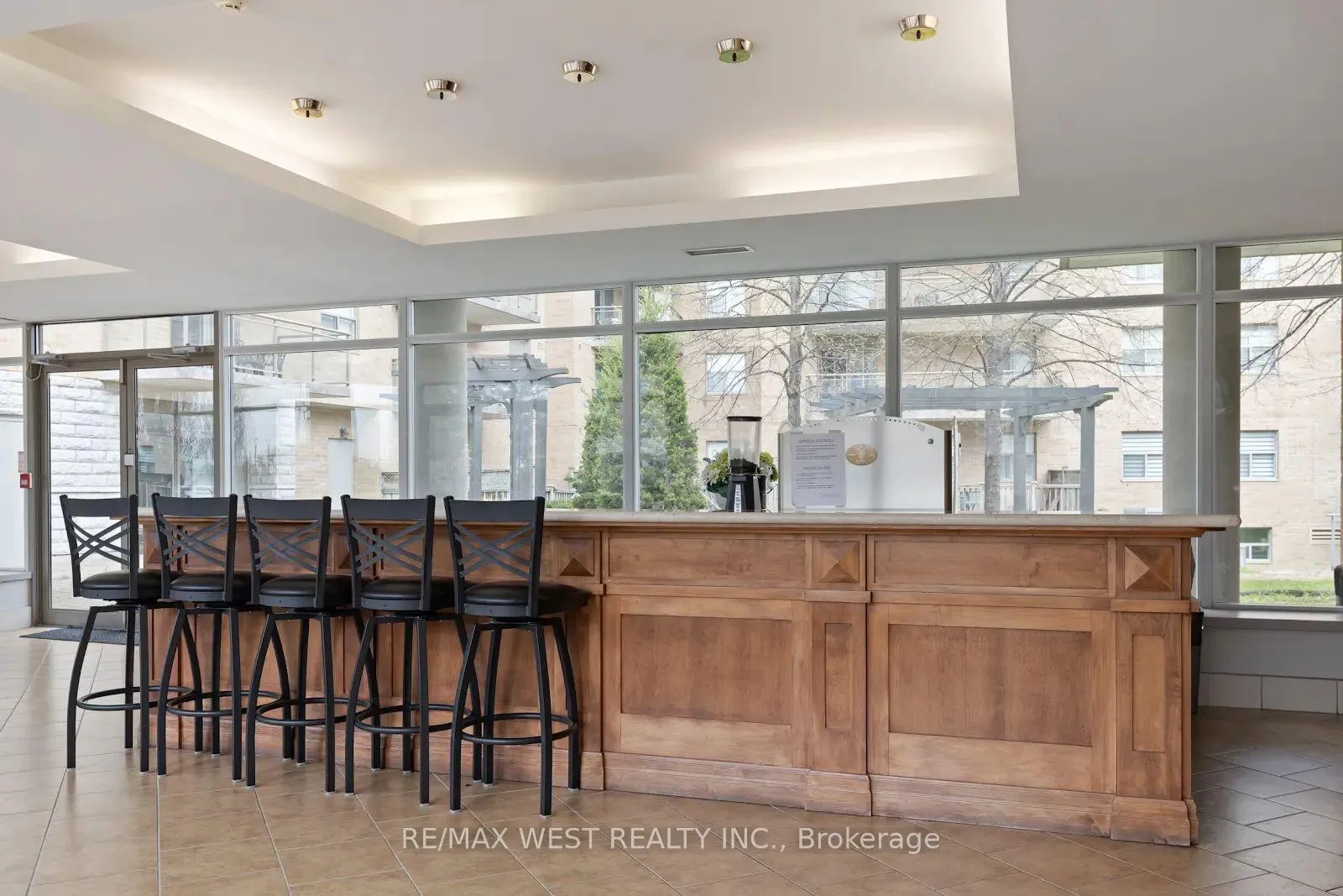 Photo 25 of Unit 511, 2506 Rutherford Road, Vaughan, Maple — HOMEH