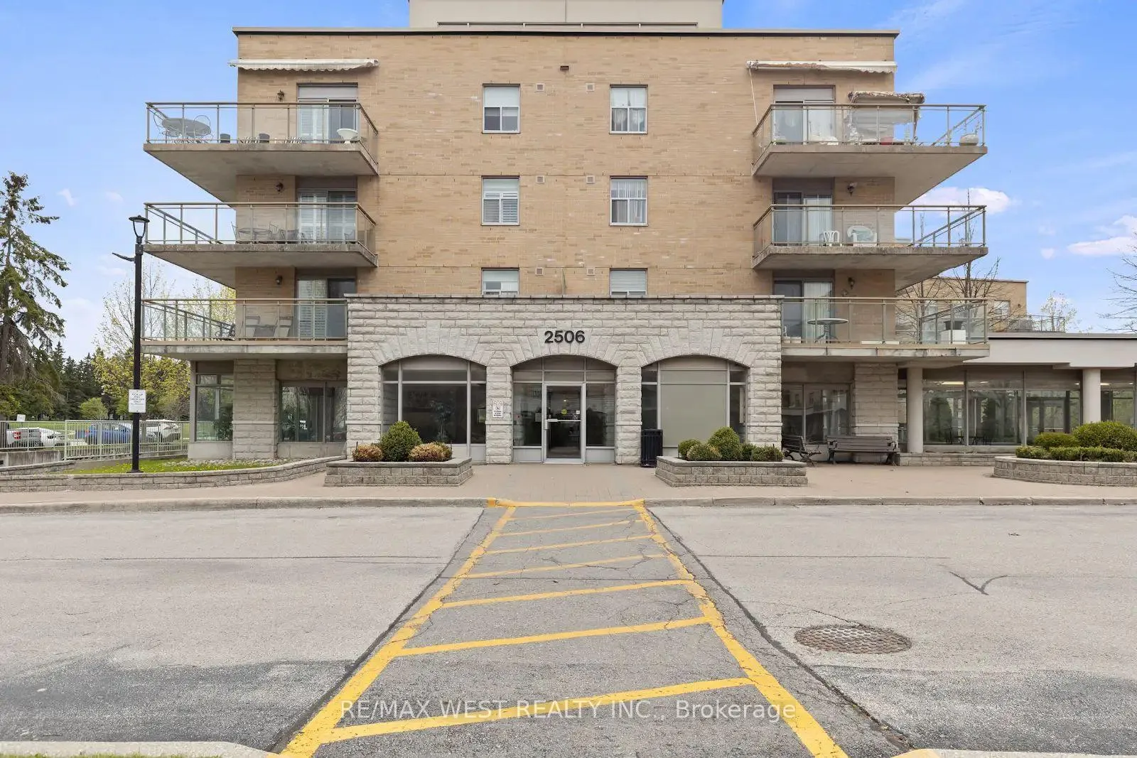 Photo 39 of Unit 511, 2506 Rutherford Road, Vaughan, Maple — HOMEH