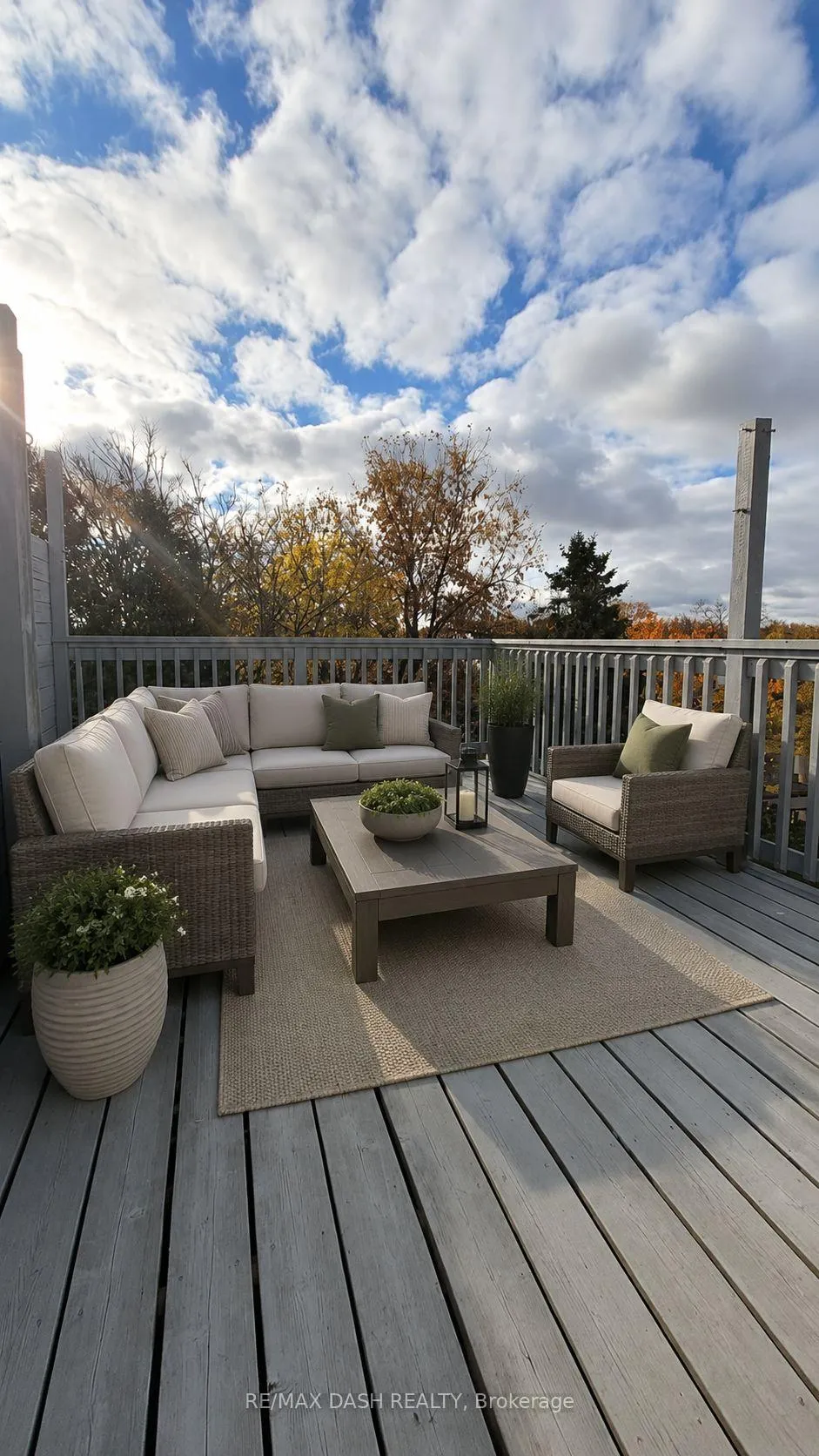 Photo 3 of Unit Upper, 13 Hocken Avenue, Toronto, Wychwood — HOMEH
