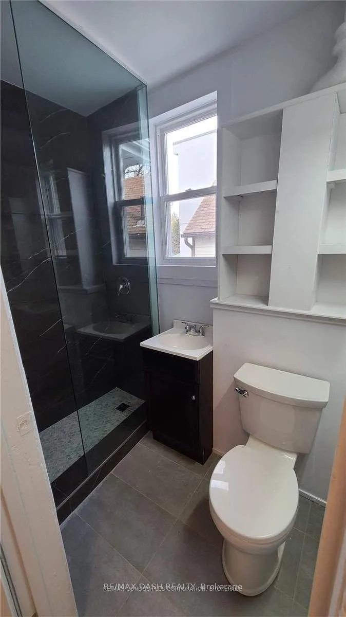 Photo 4 of Unit Upper, 13 Hocken Avenue, Toronto, Wychwood — HOMEH