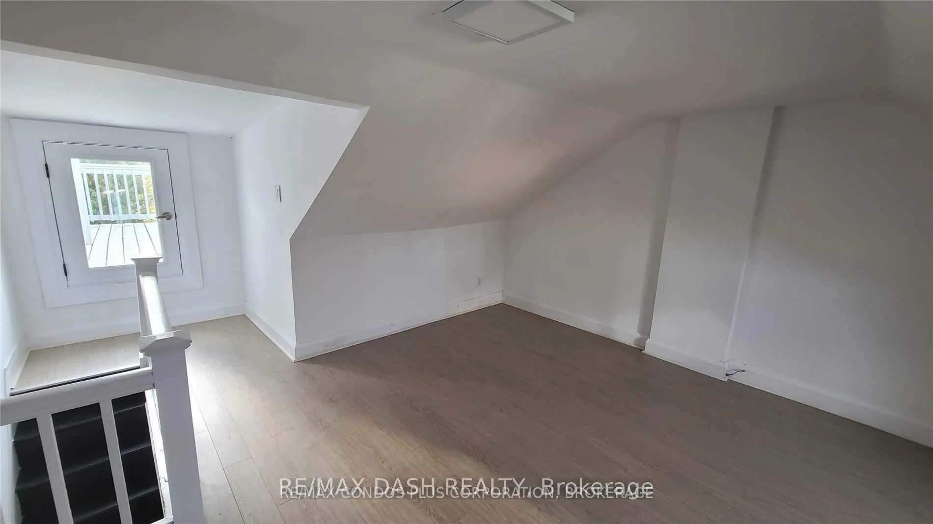 Photo 9 of Unit Upper, 13 Hocken Avenue, Toronto, Wychwood — HOMEH