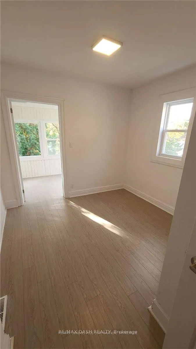 Photo 16 of Unit Upper, 13 Hocken Avenue, Toronto, Wychwood — HOMEH