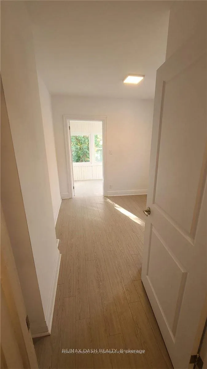 Photo 17 of Unit Upper, 13 Hocken Avenue, Toronto, Wychwood — HOMEH