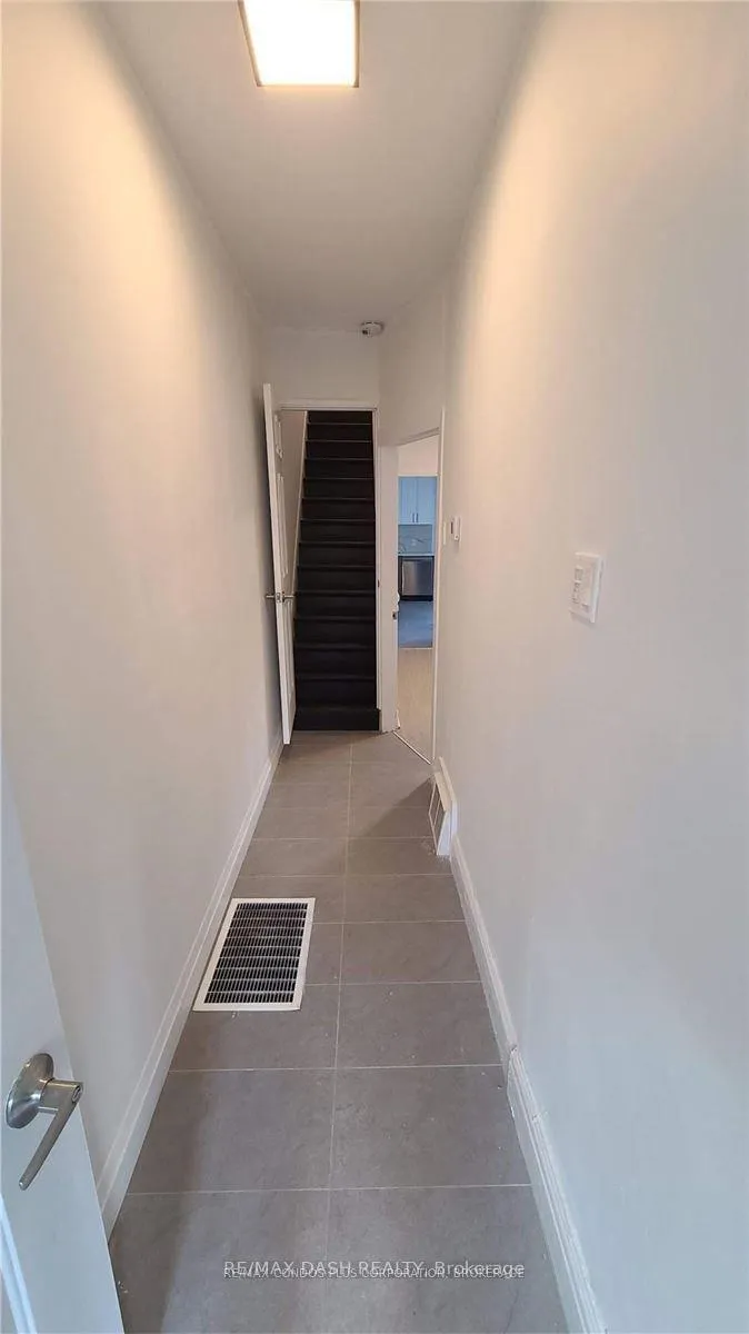 Photo 18 of Unit Upper, 13 Hocken Avenue, Toronto, Wychwood — HOMEH