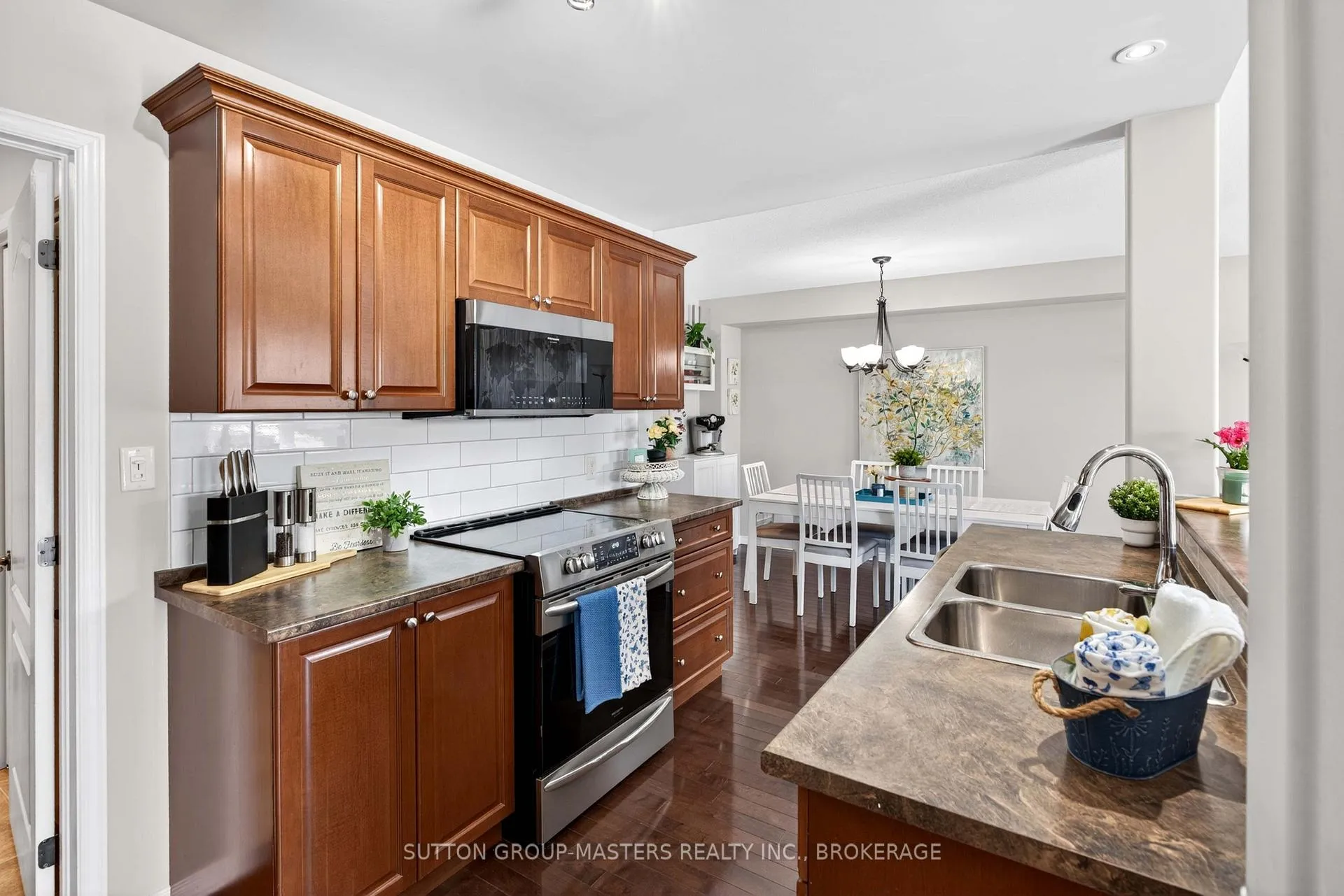 Photo 14 of 1399 Atkinson Street, Kingston, City Northwest — HOMEH