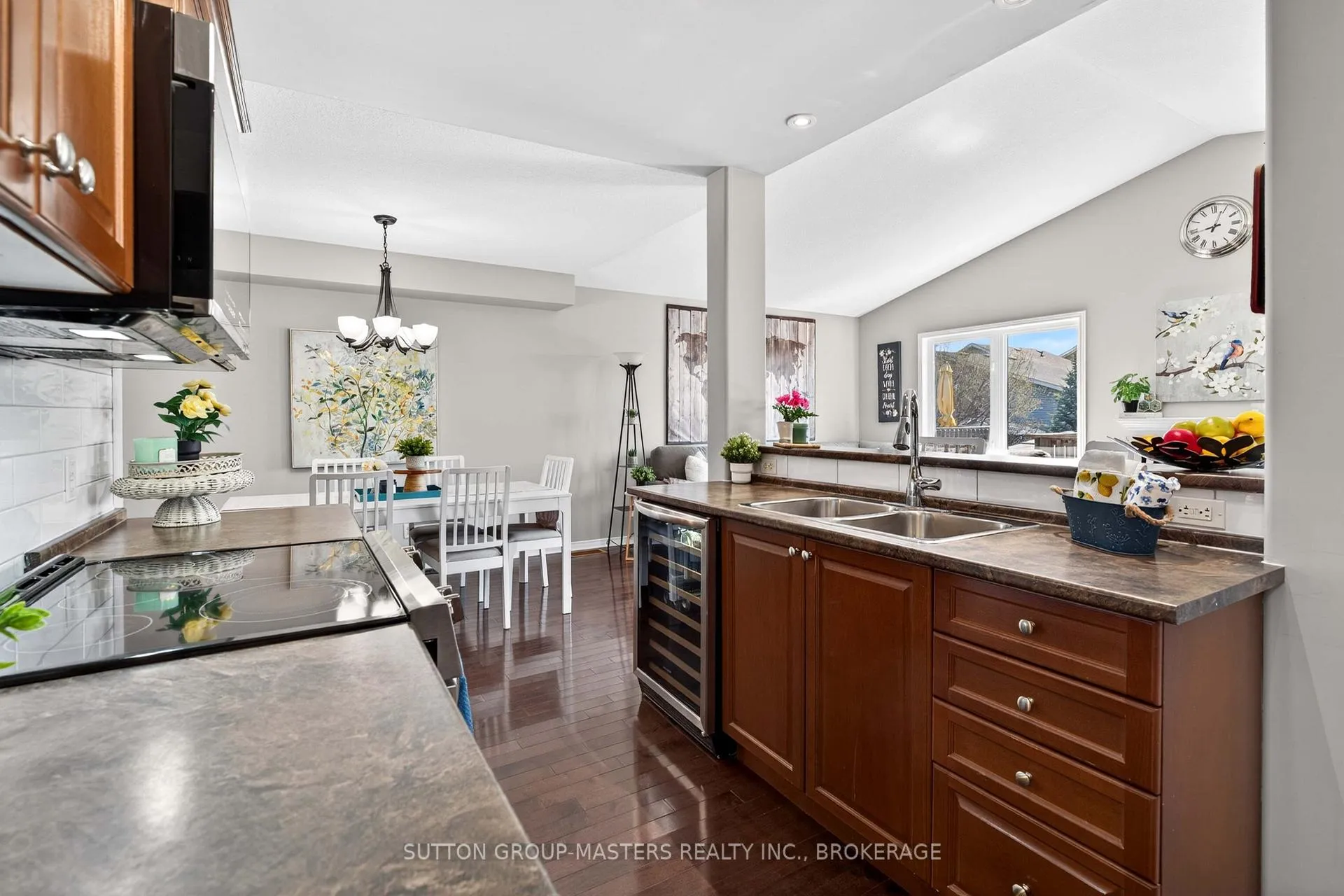 Photo 18 of 1399 Atkinson Street, Kingston, City Northwest — HOMEH