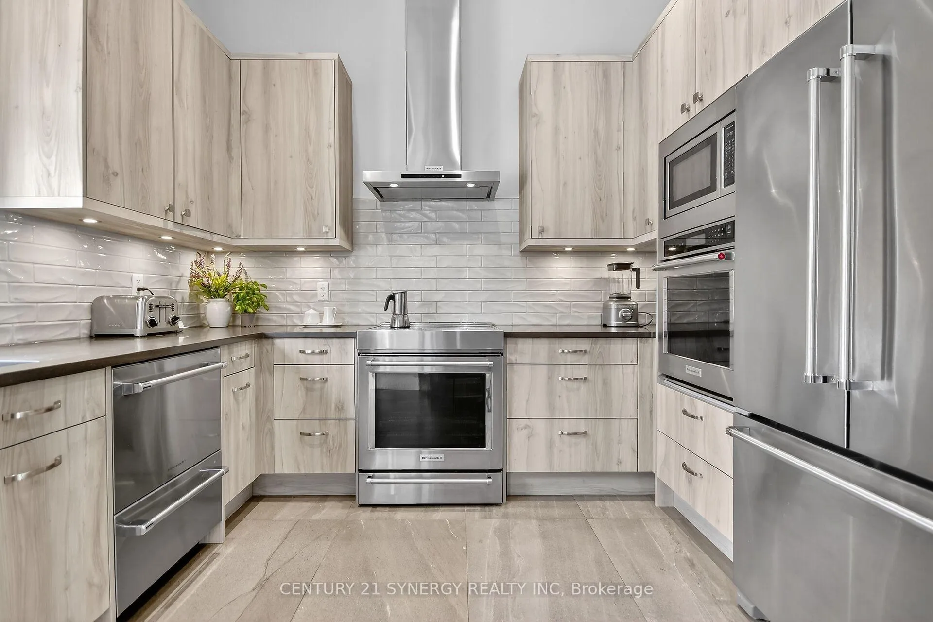 Photo 19 of 120 Derbeyshire Street, Ottawa, Kanata - Kanata (North West) — HOMEH